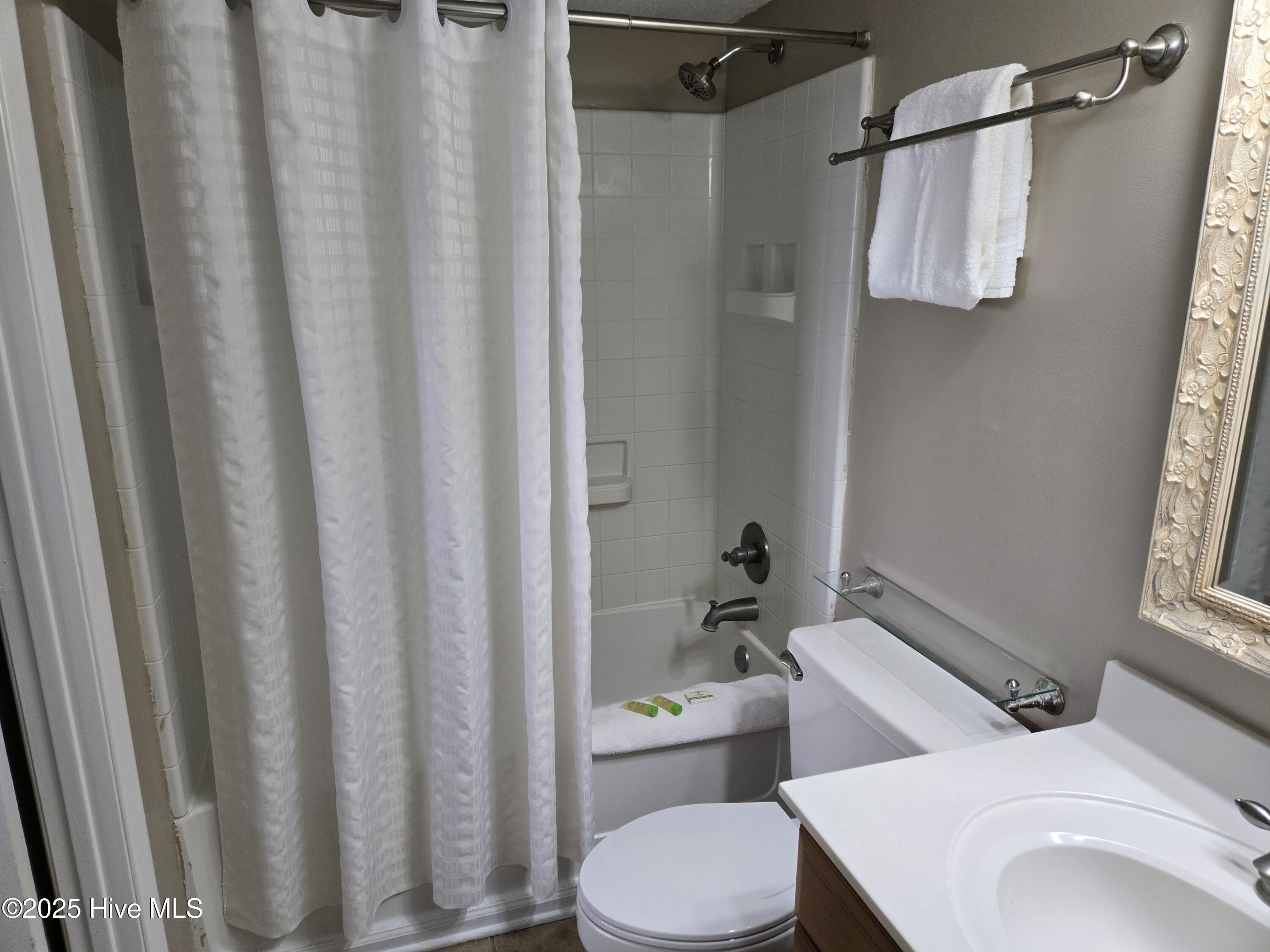 2700 N Lumina Avenue Unit 716