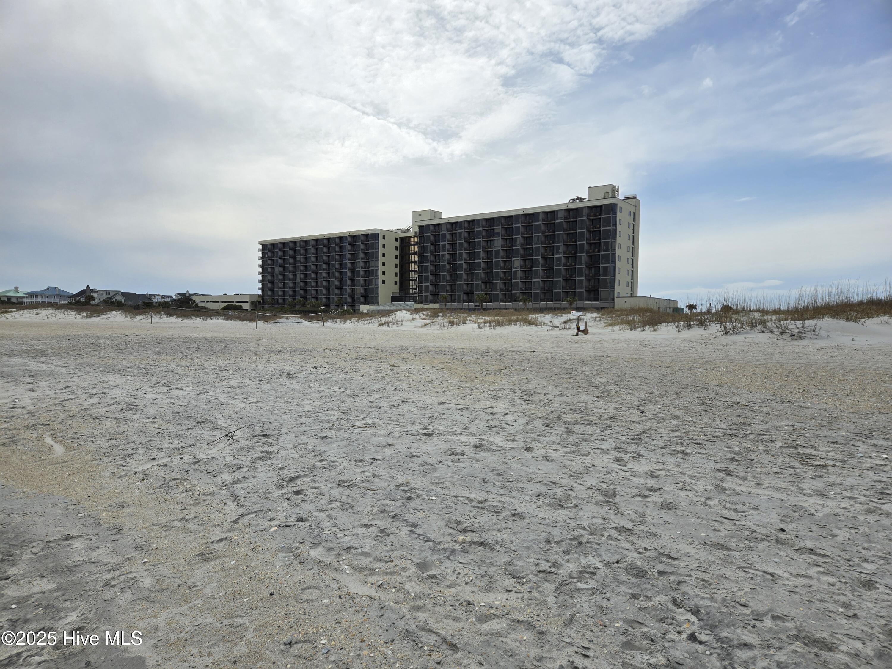 2700 N Lumina Avenue Unit 716