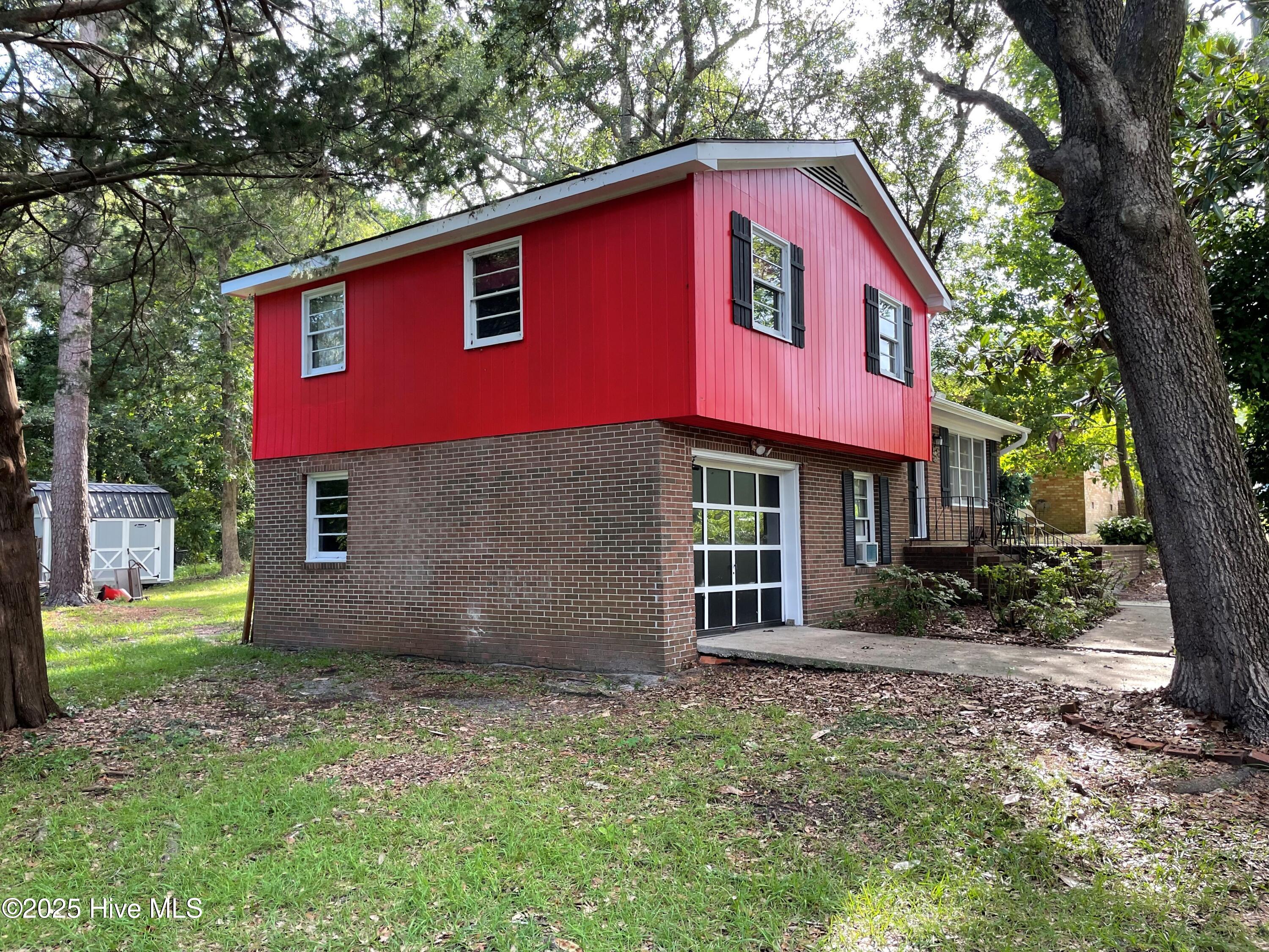 134 Channel Haven Drive S