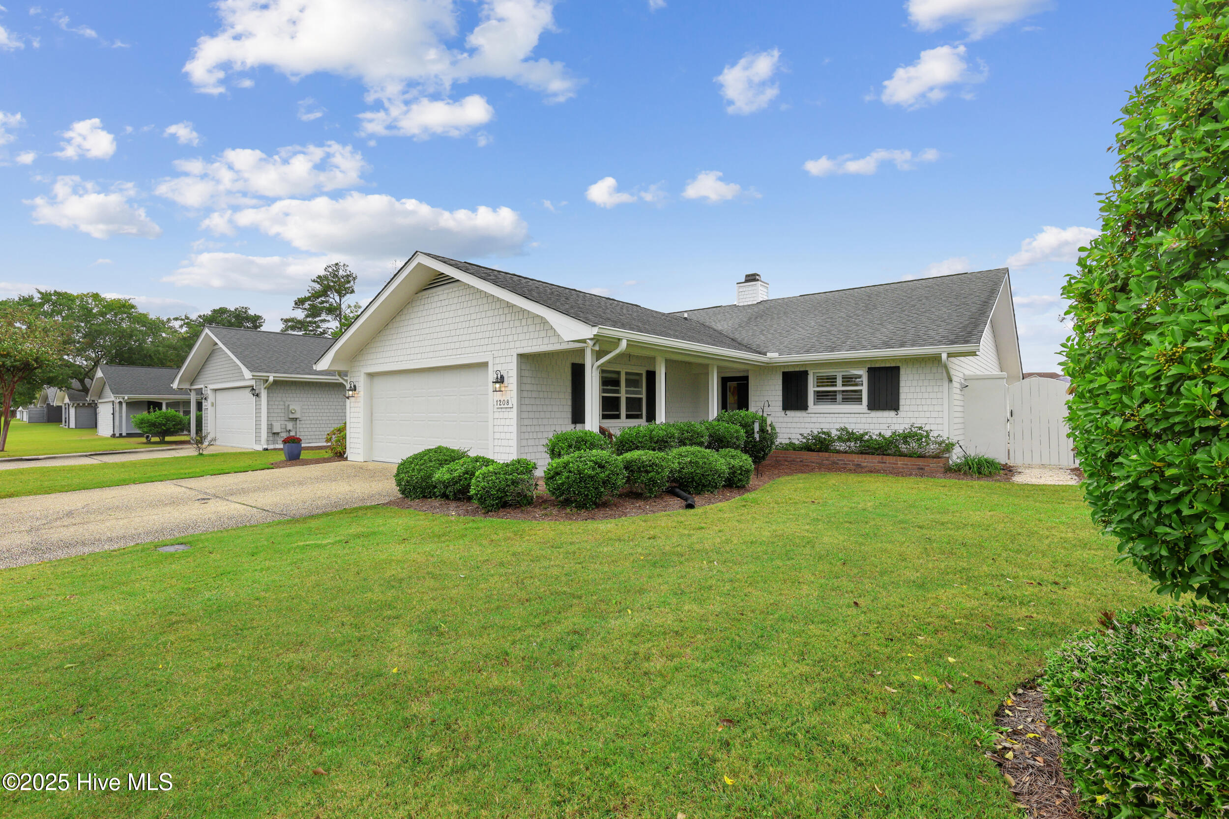1208 Clipper Lane