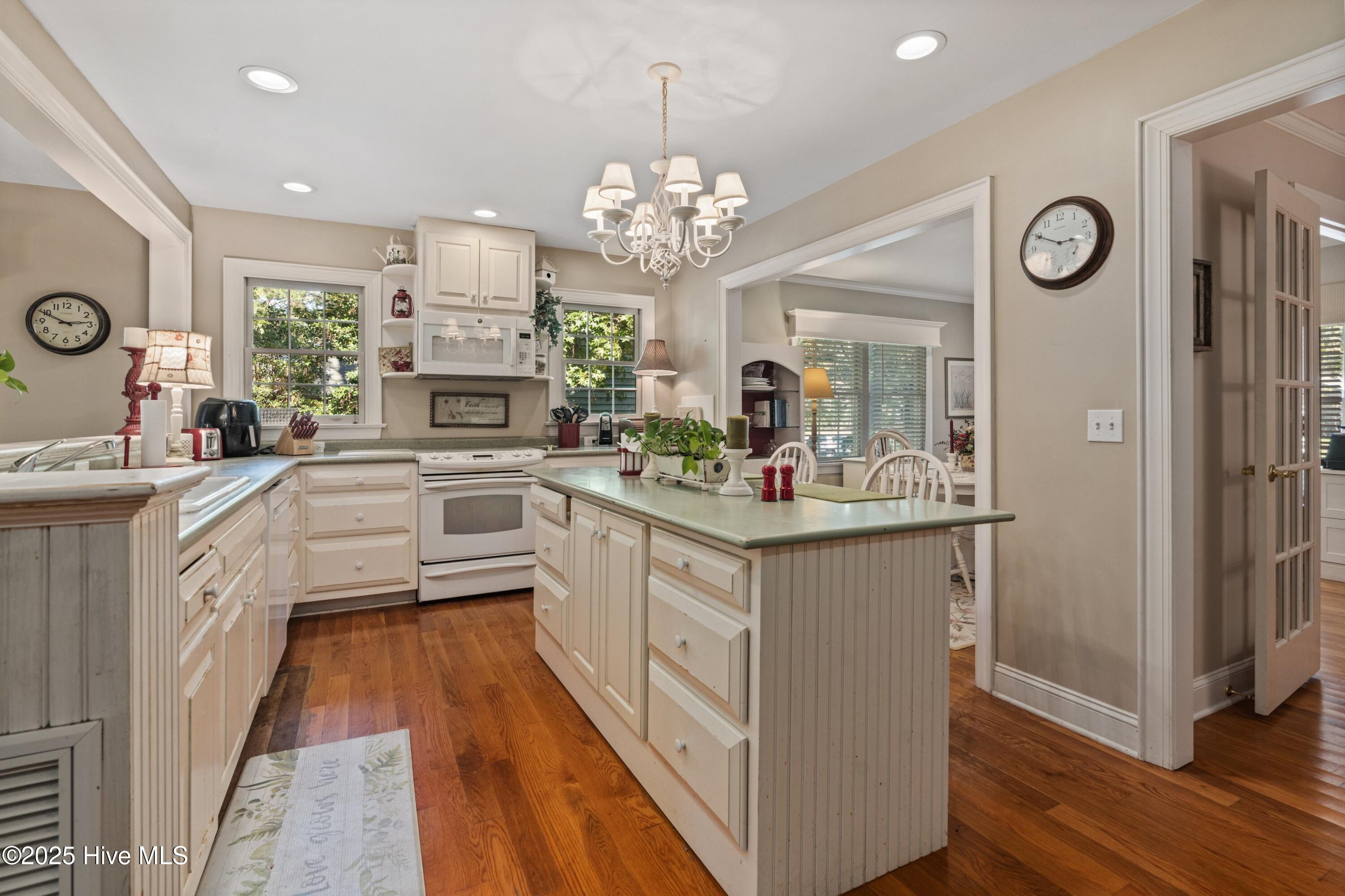 211 Sandybrook Road