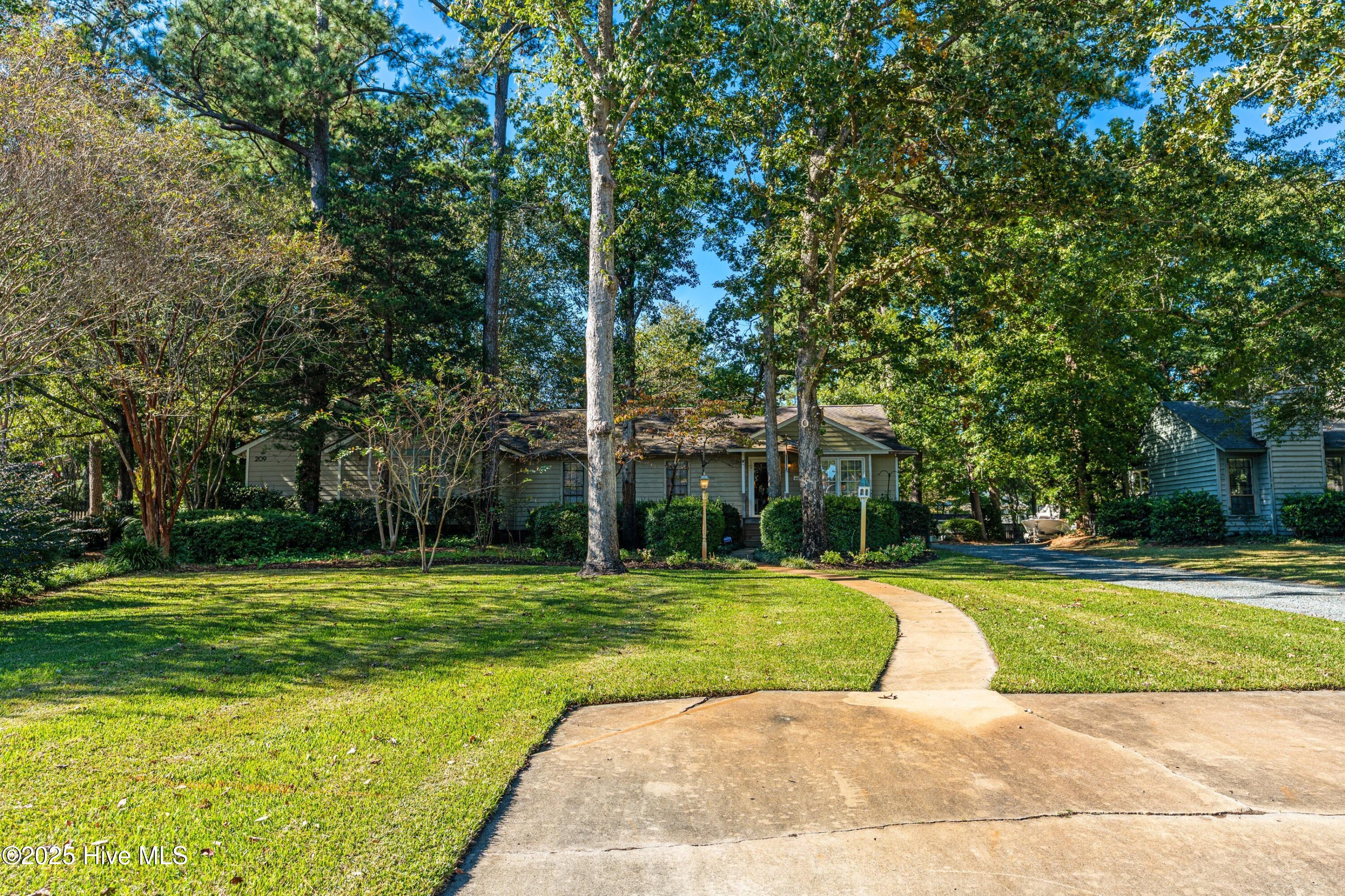 211 Sandybrook Road