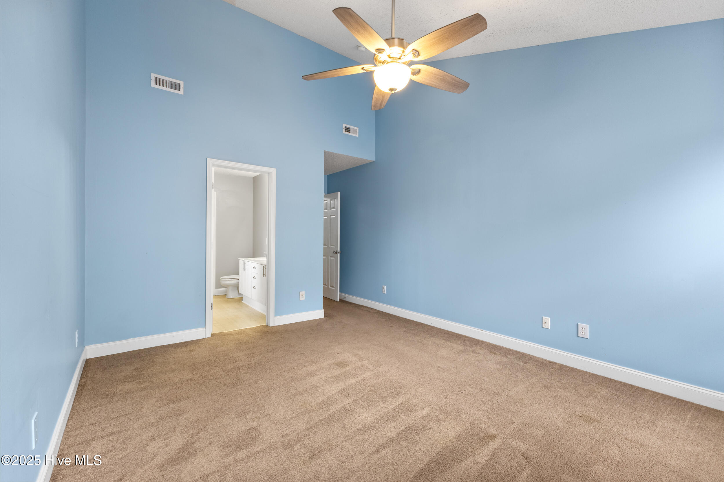 6304 Lenoir Drive