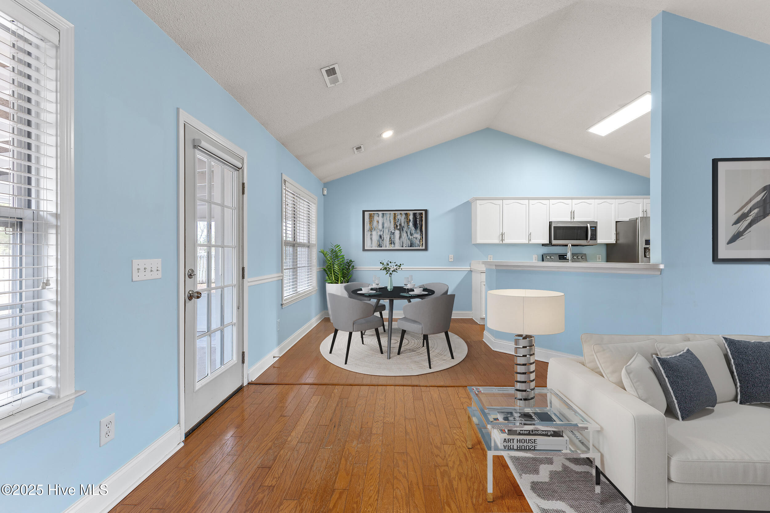 6304 Lenoir Drive