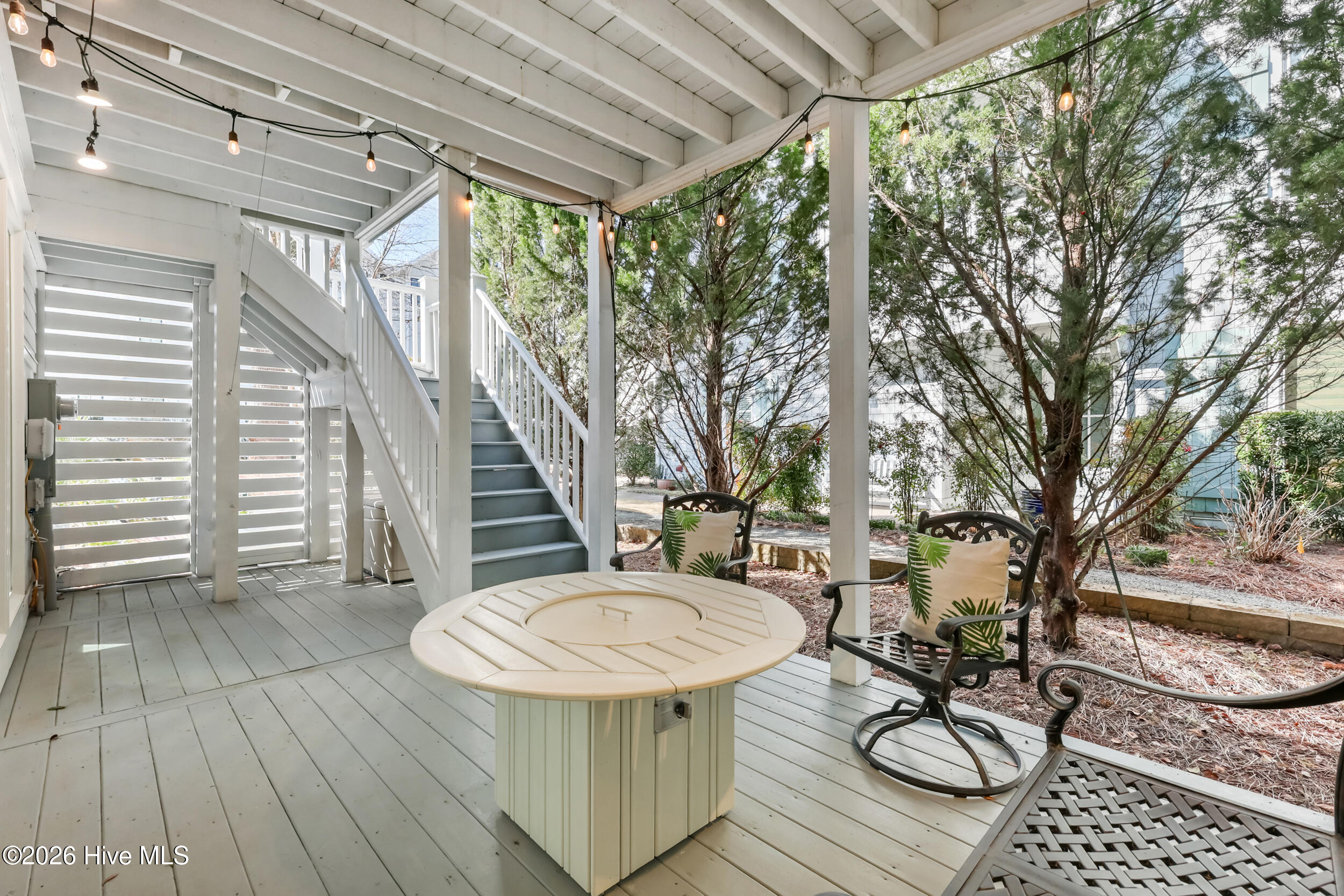 1705 Tearthumb Court