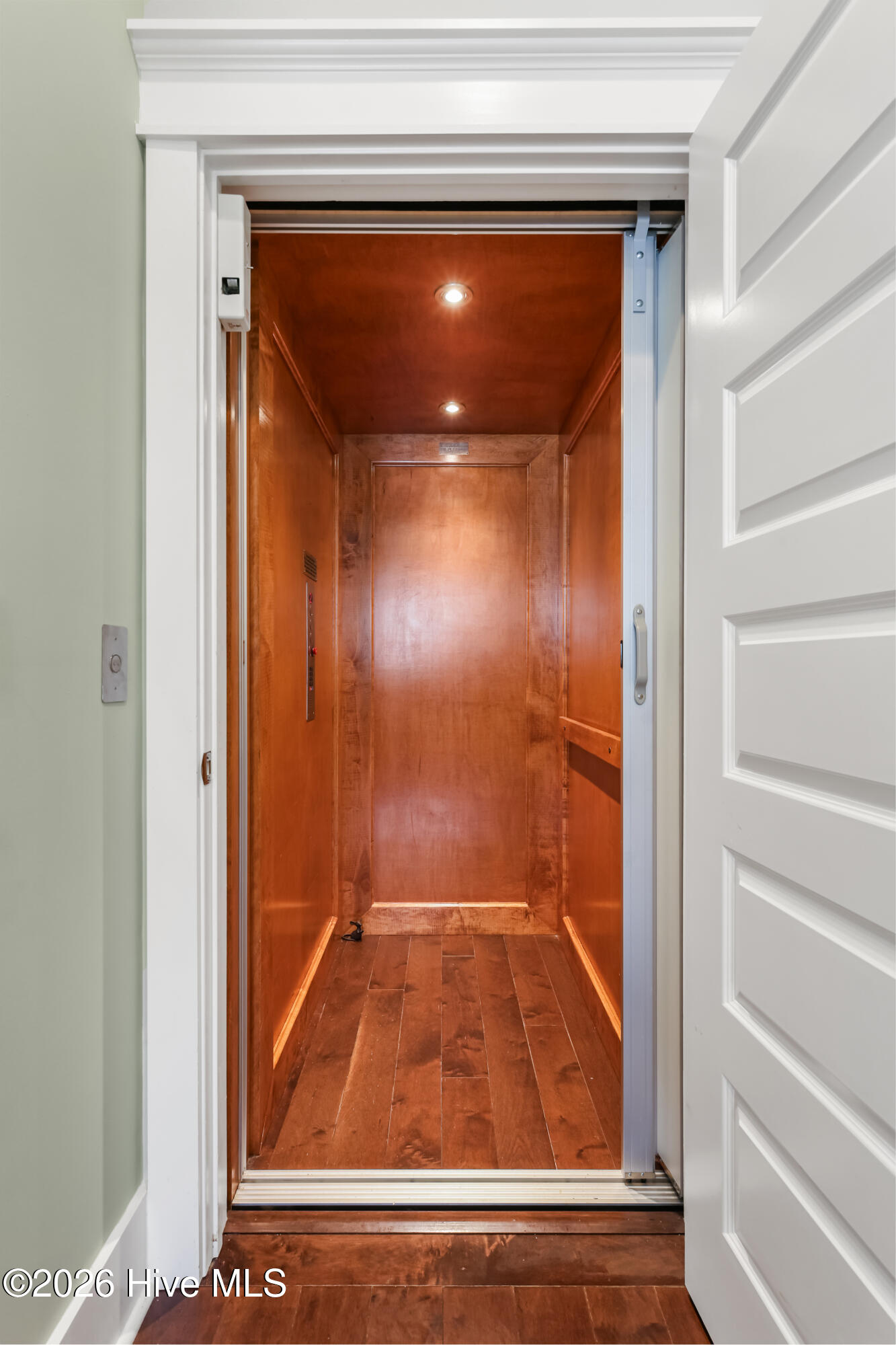 1705 Tearthumb Court