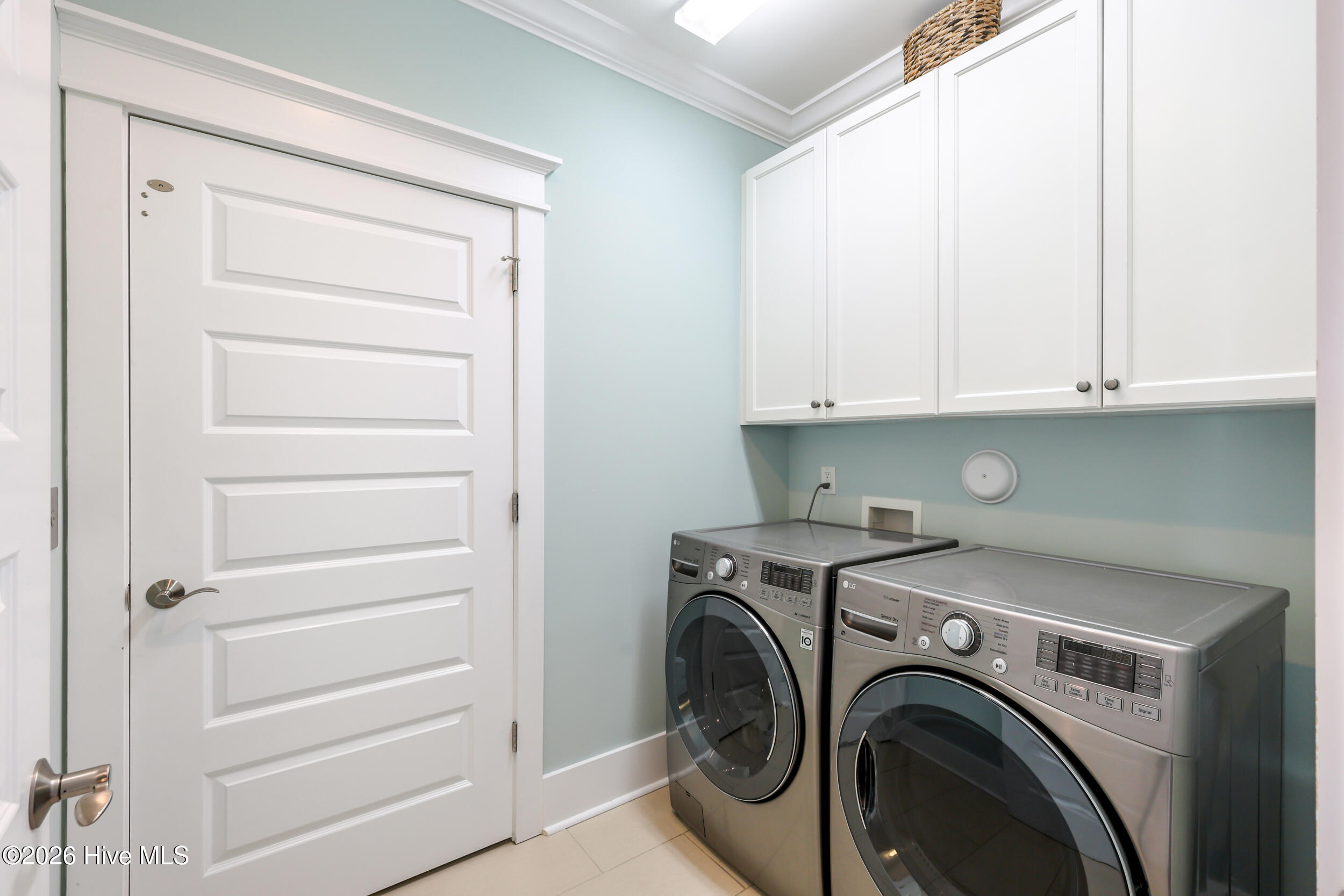 1705 Tearthumb Court