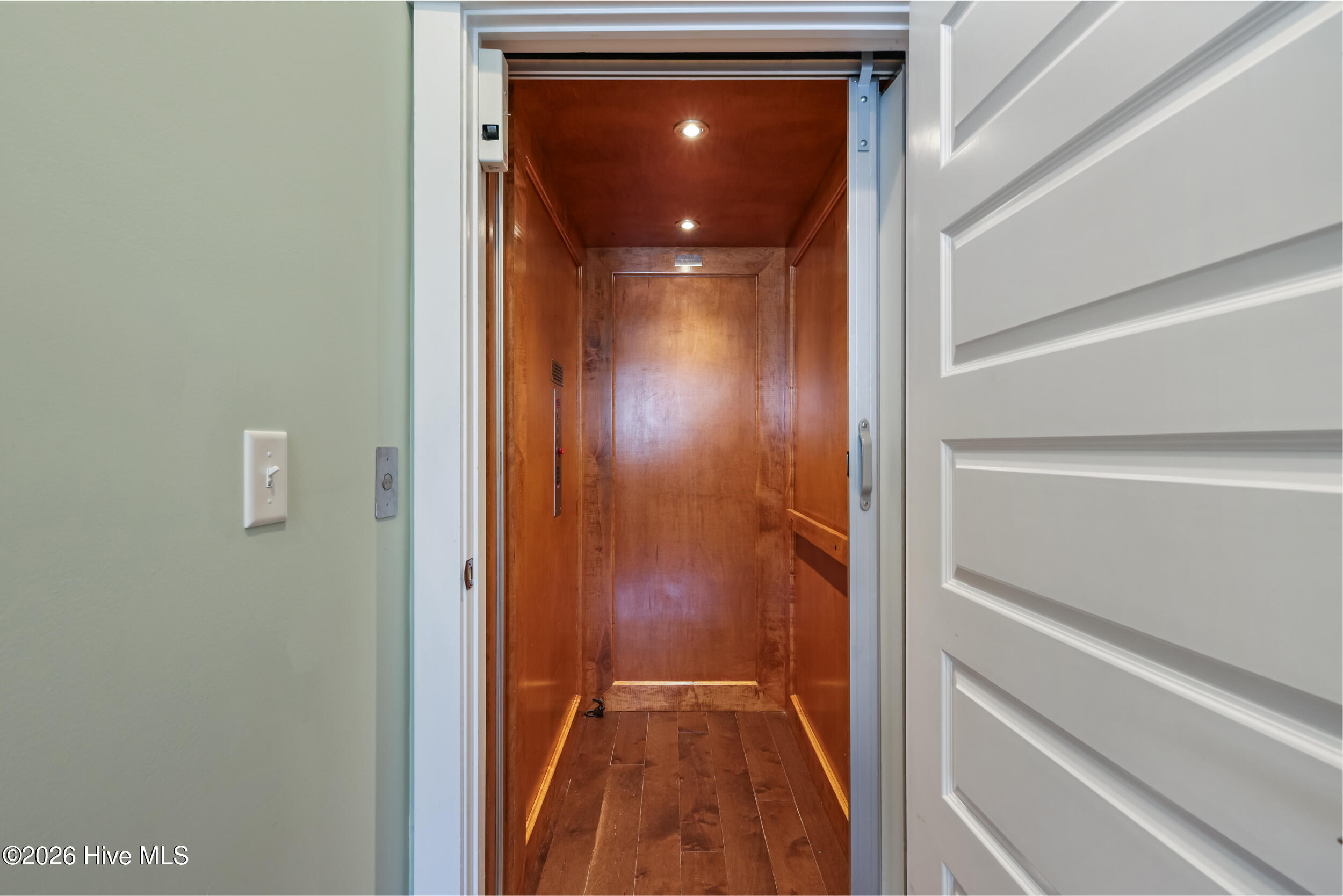 1705 Tearthumb Court