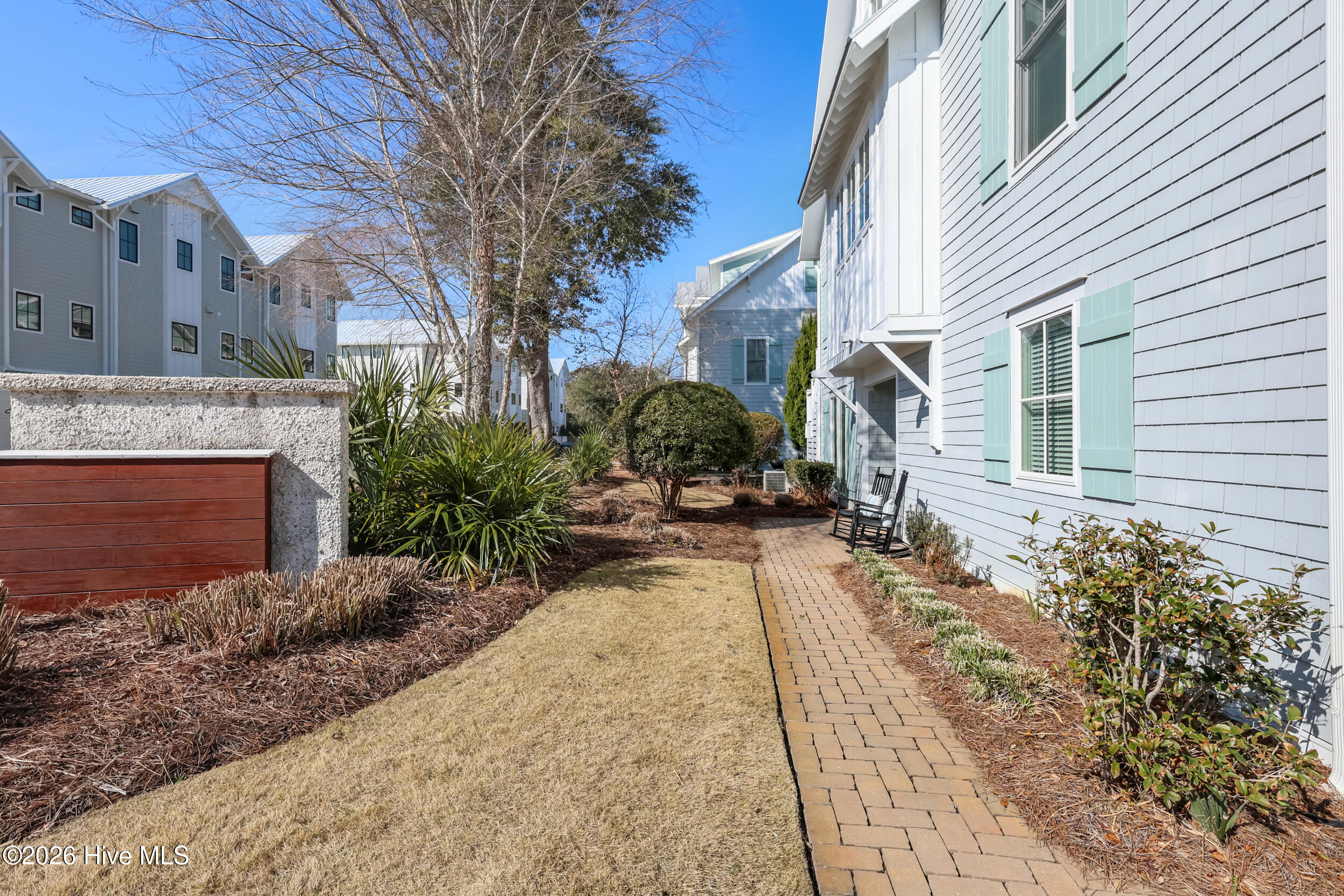 1705 Tearthumb Court