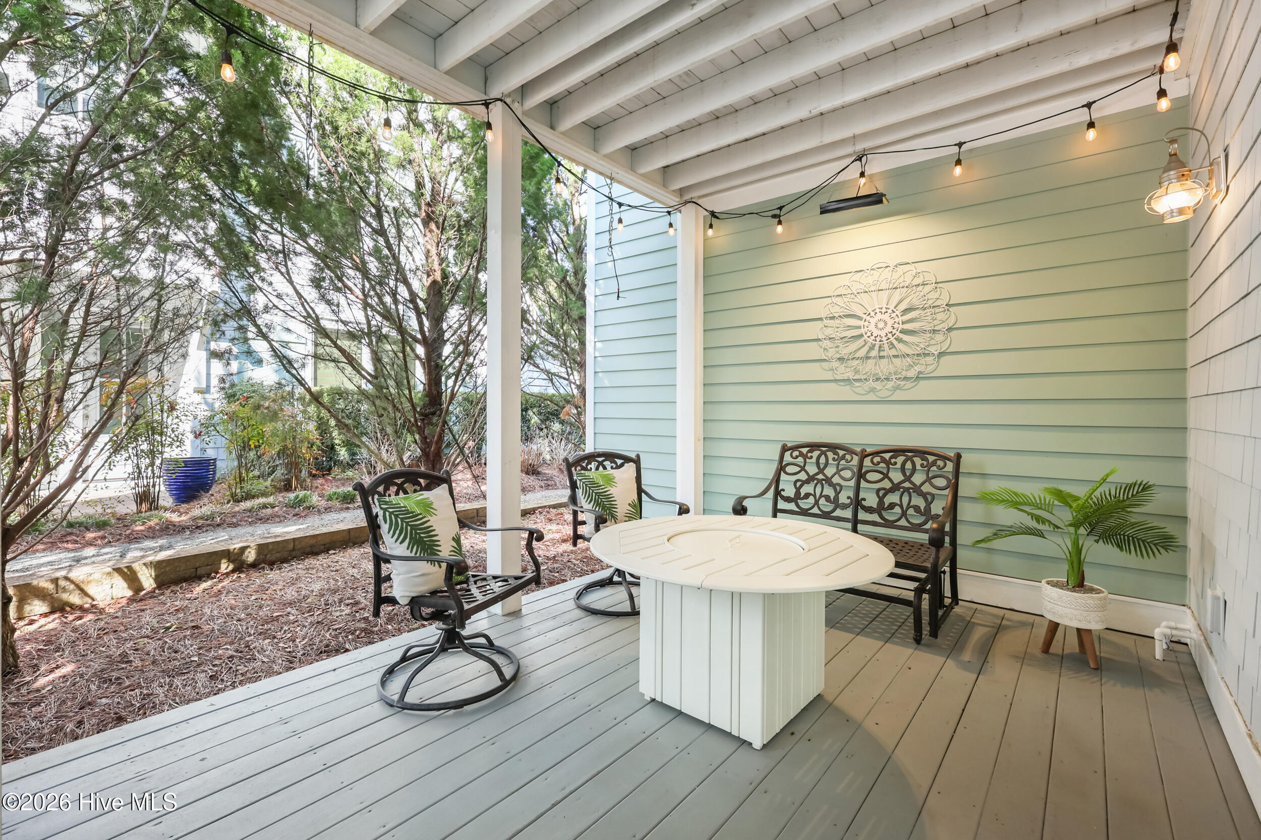 1705 Tearthumb Court