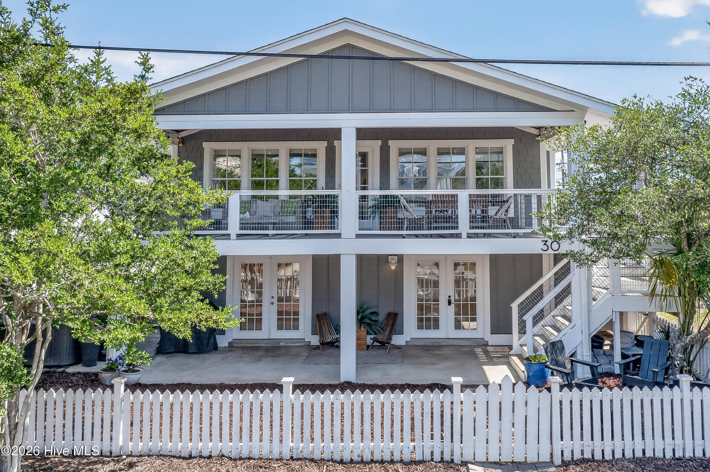 30 W Greensboro Street