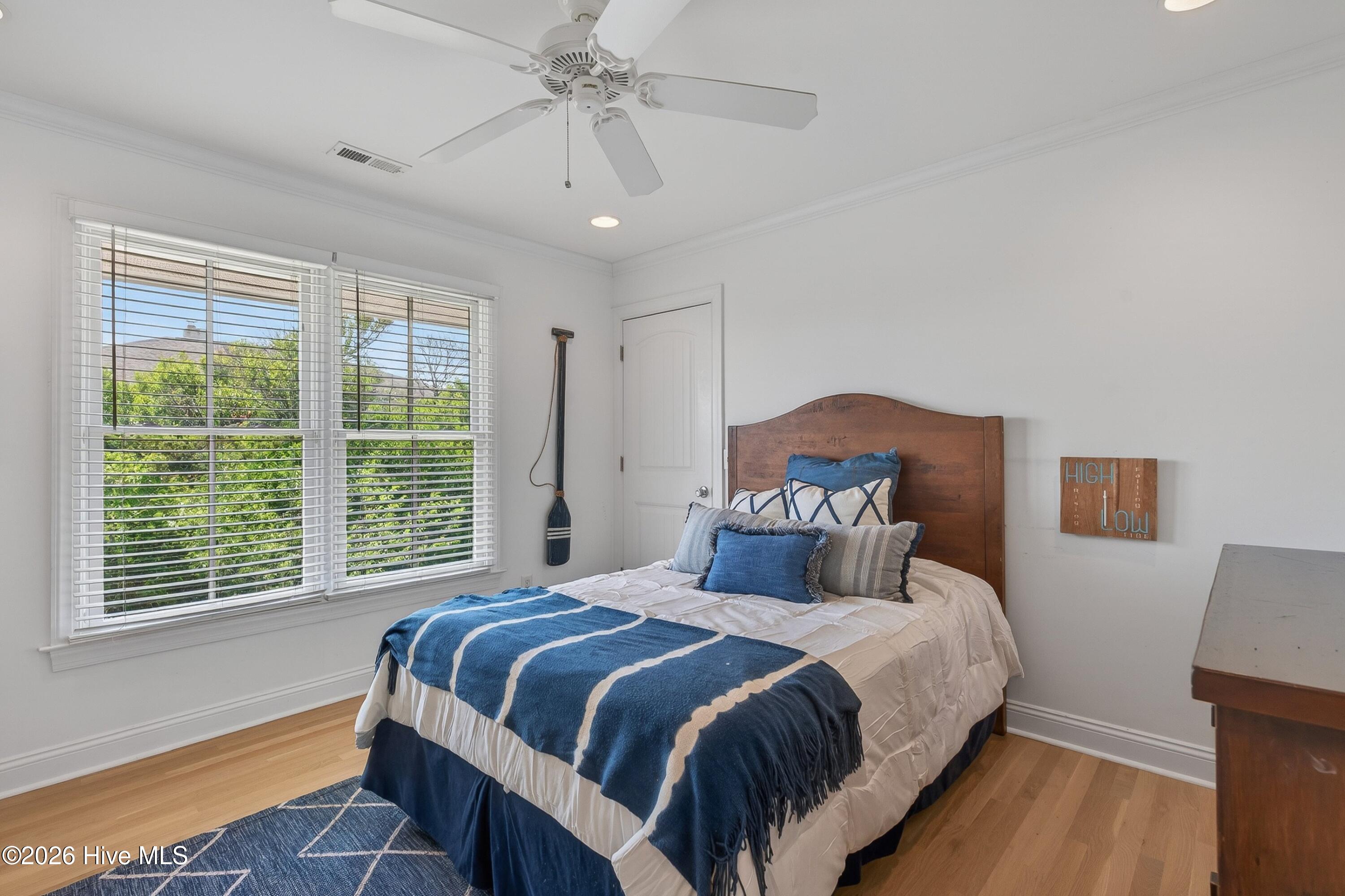 30 W Greensboro Street
