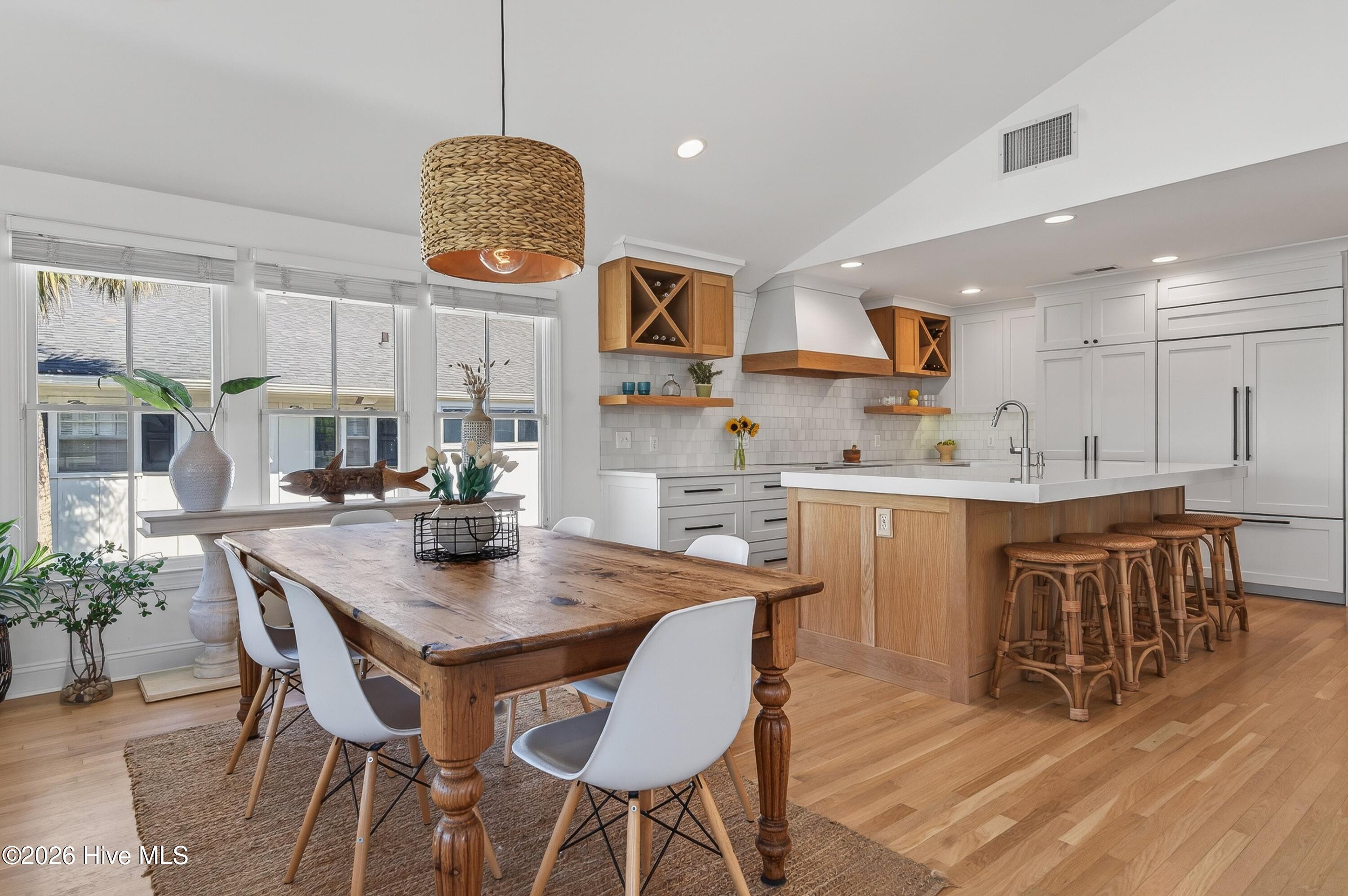 30 W Greensboro Street