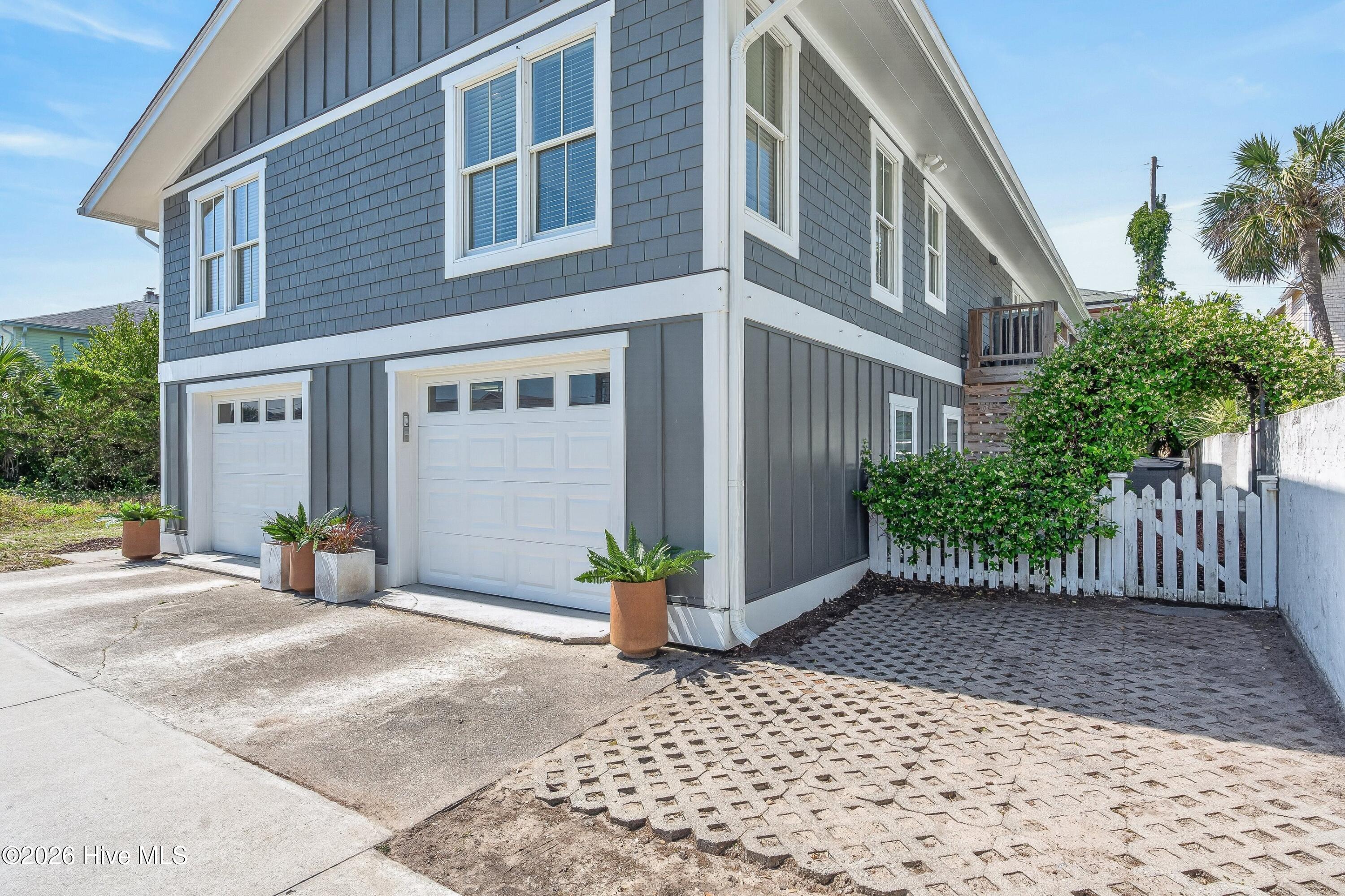 30 W Greensboro Street