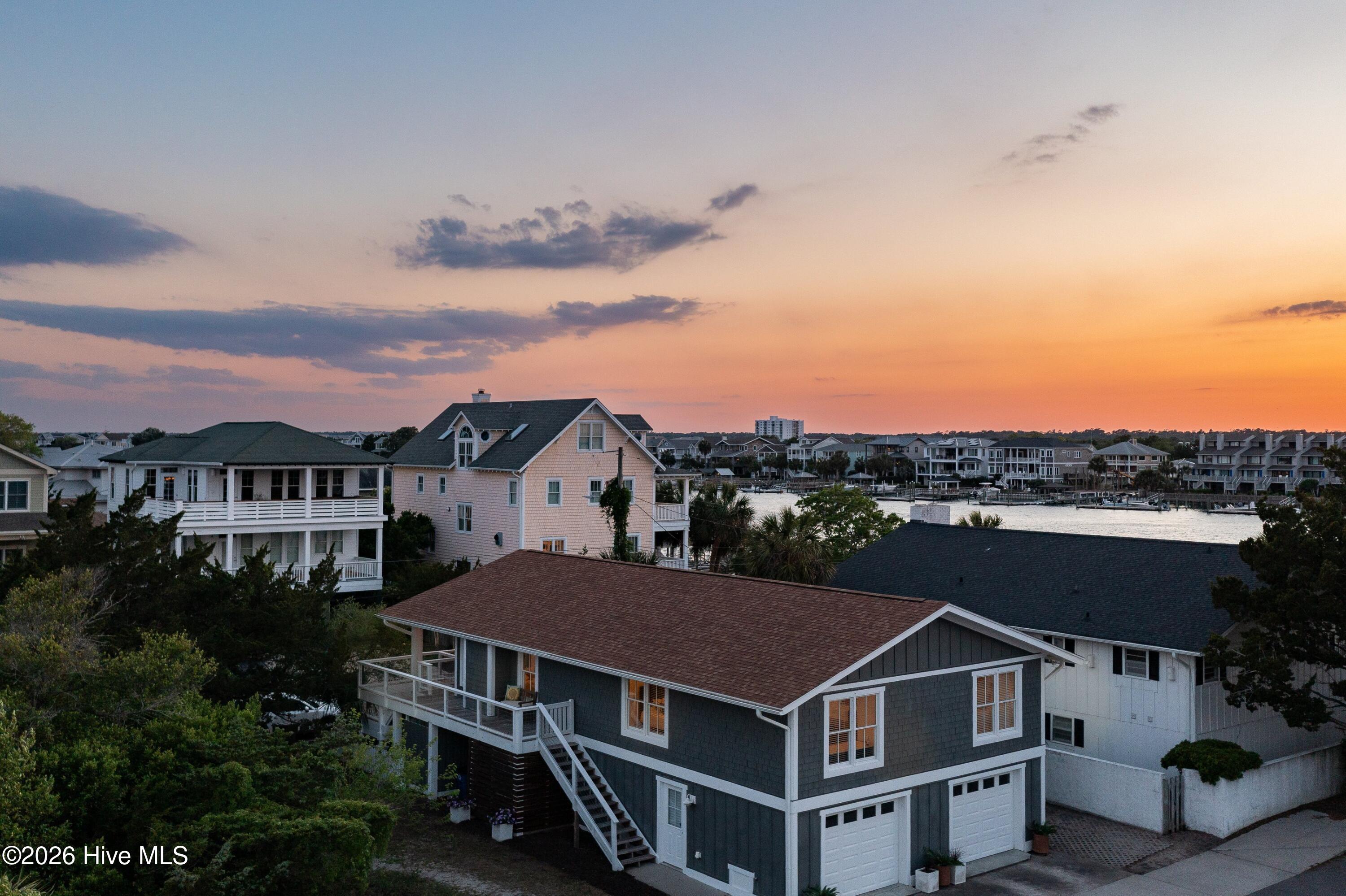 30 W Greensboro Street