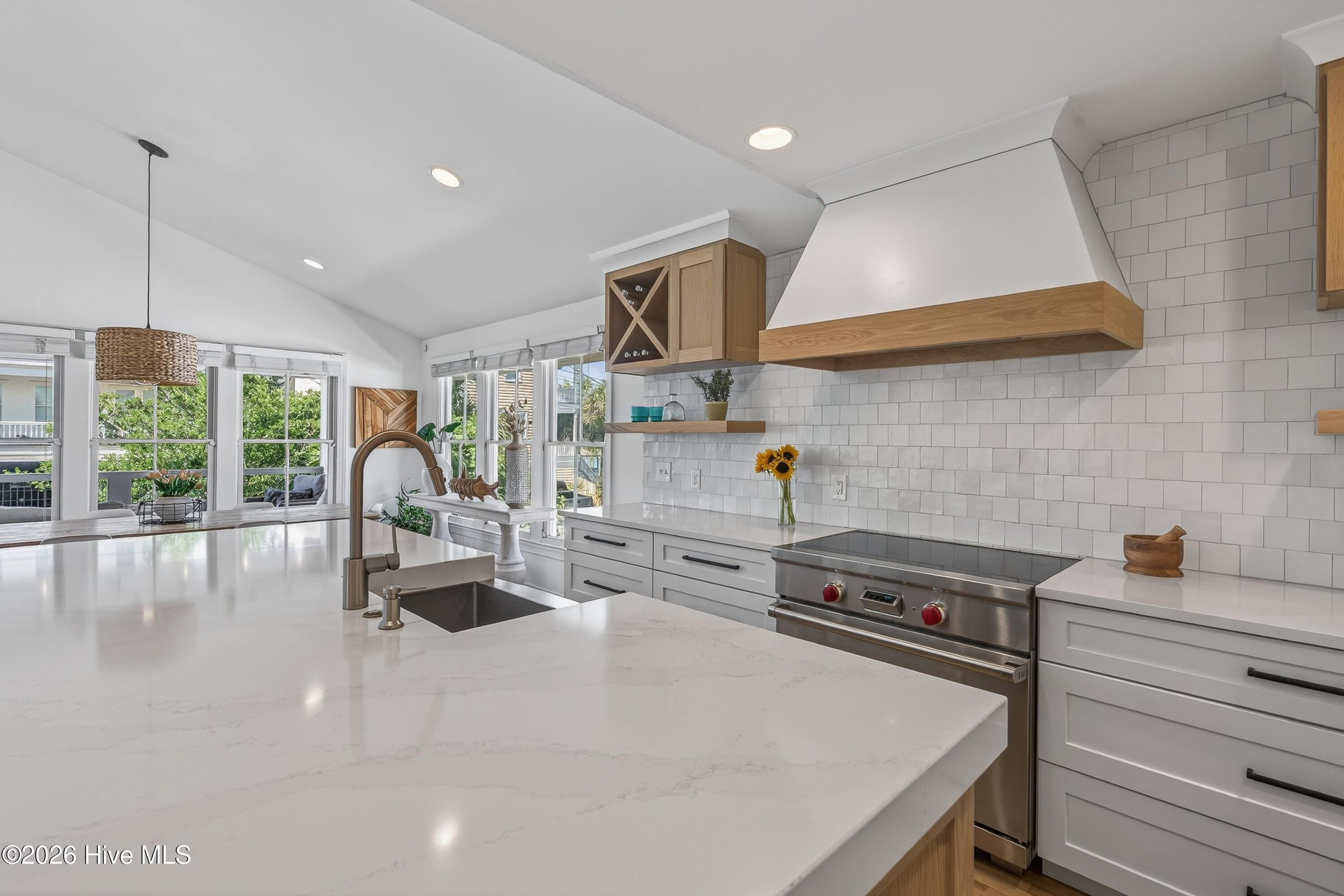 30 W Greensboro Street
