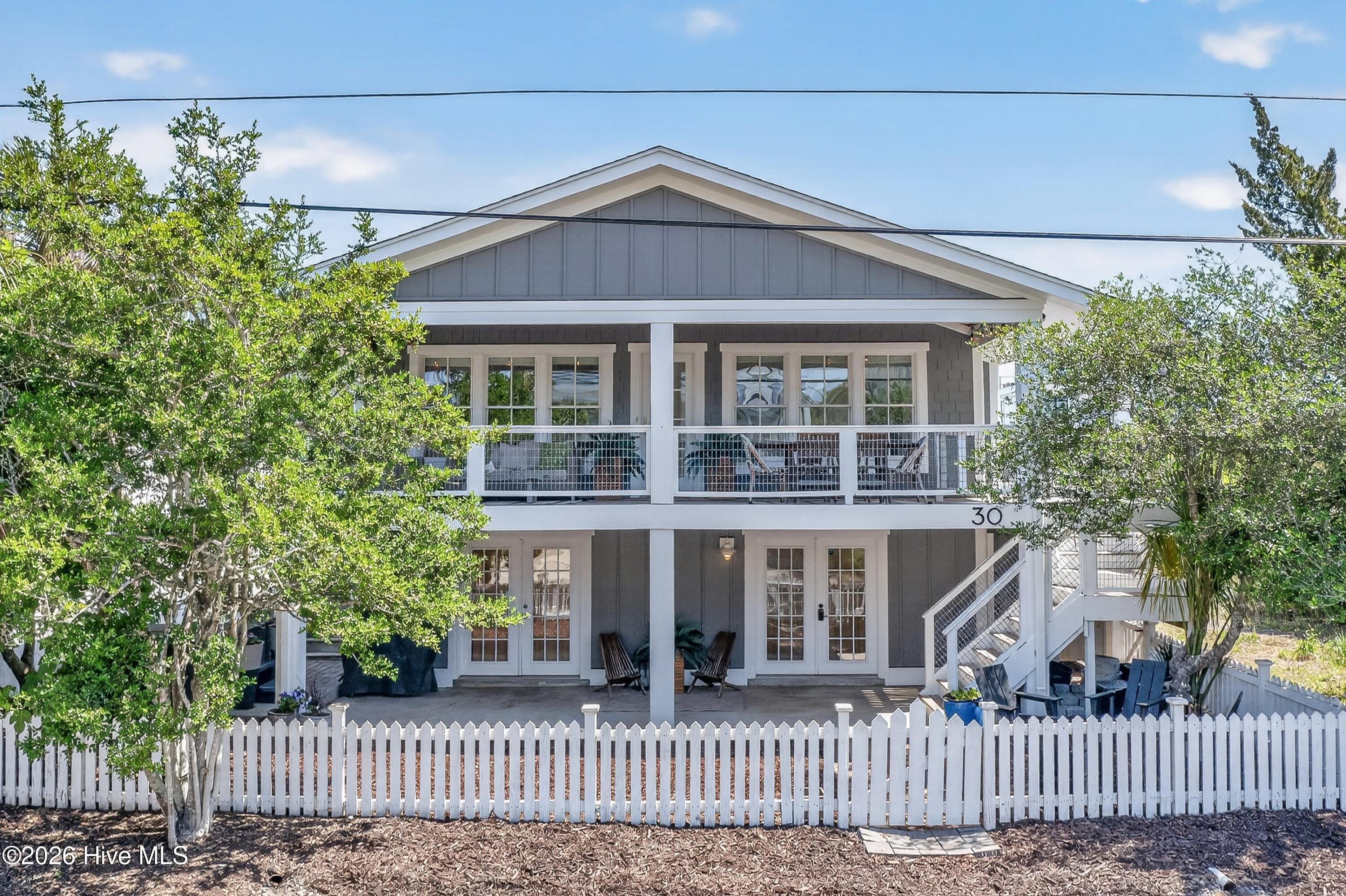 30 W Greensboro Street