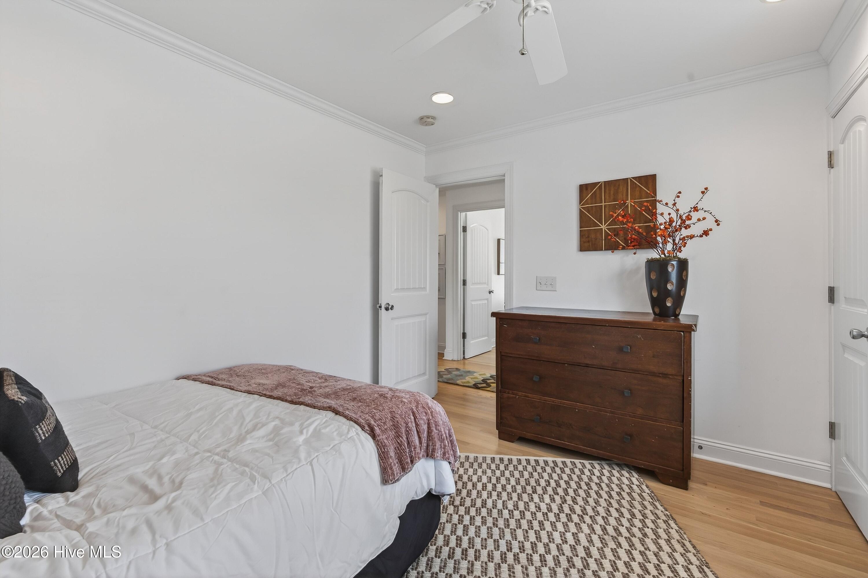 30 W Greensboro Street