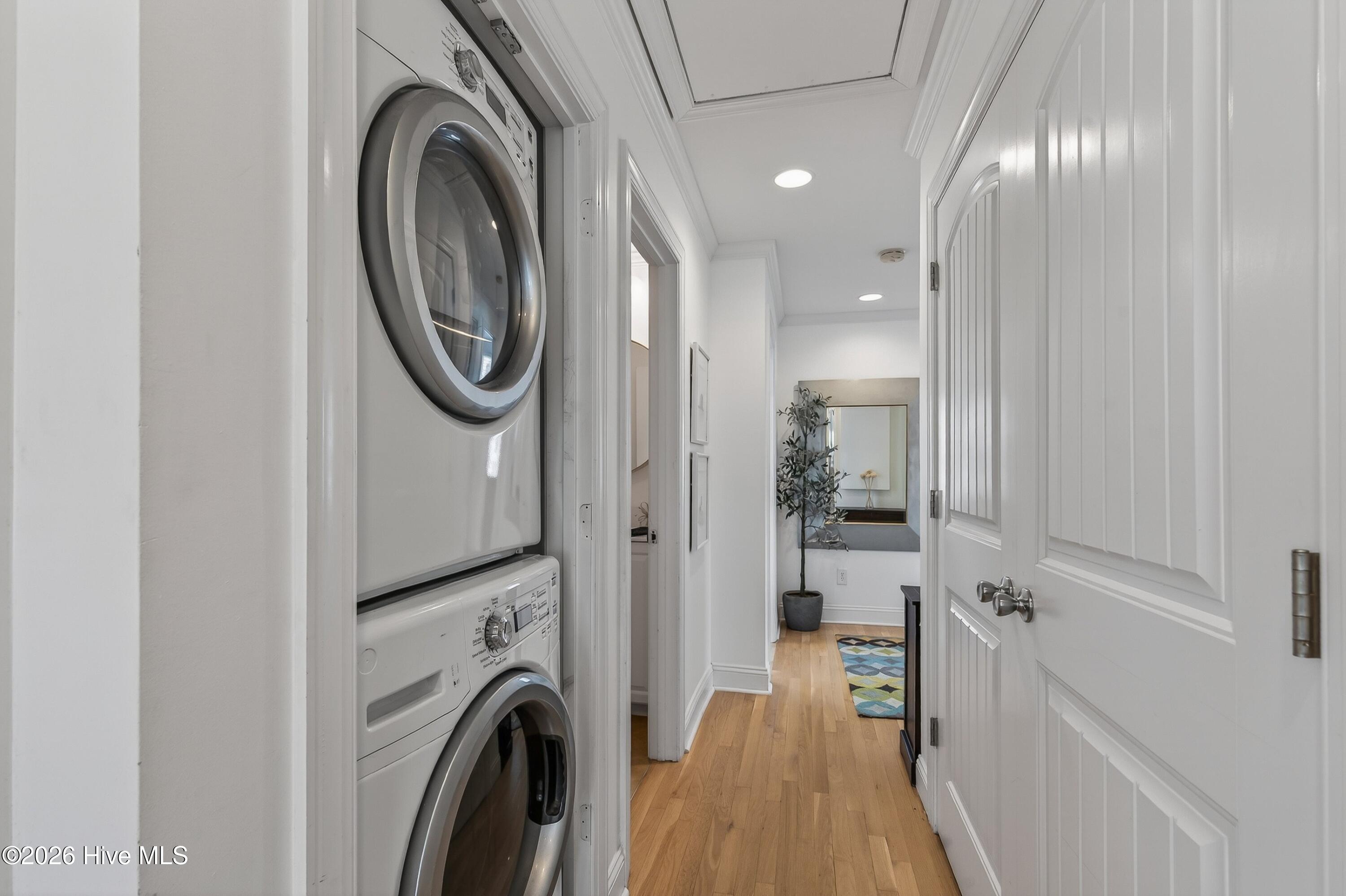 30 W Greensboro Street