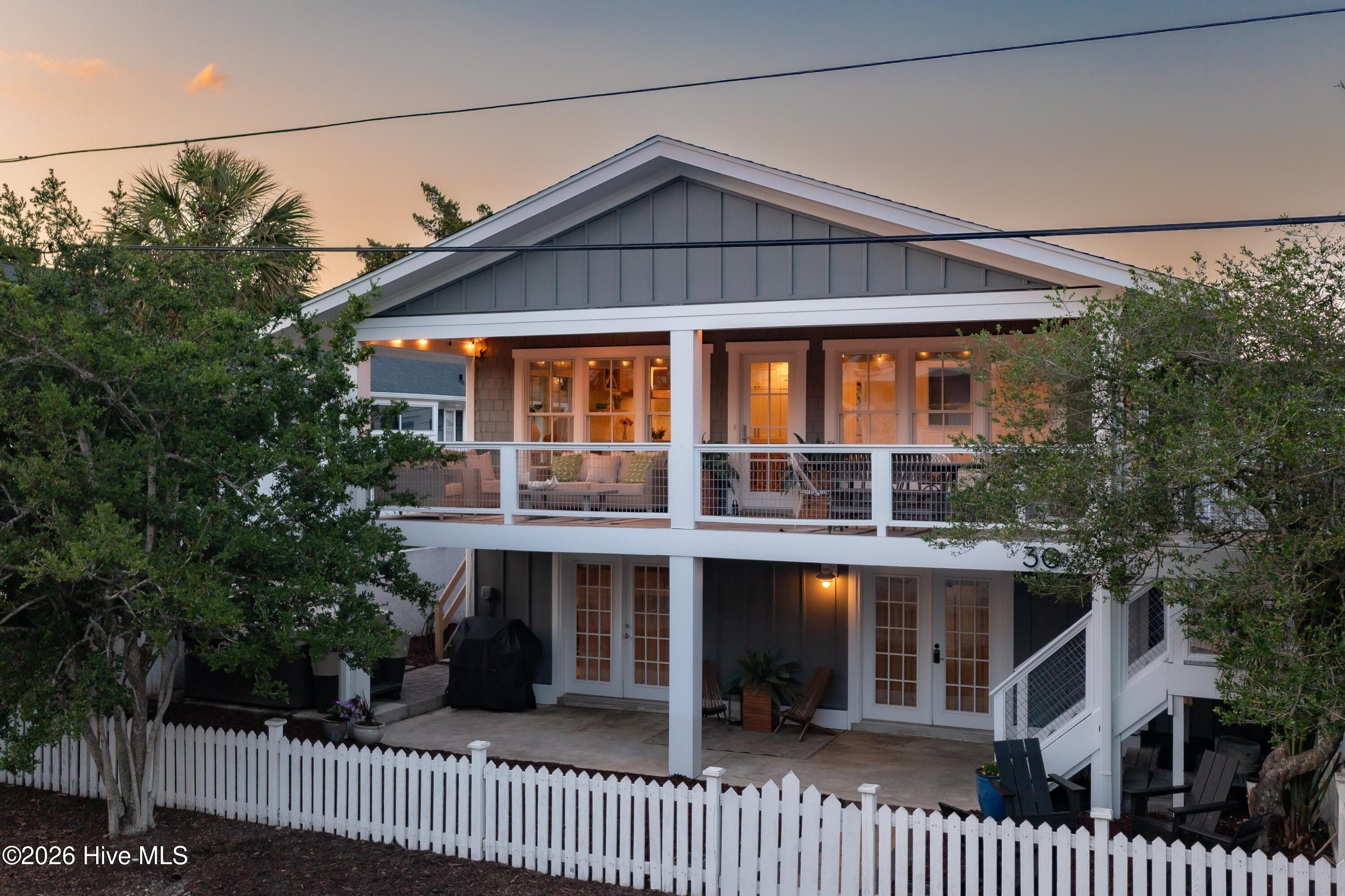 30 W Greensboro Street