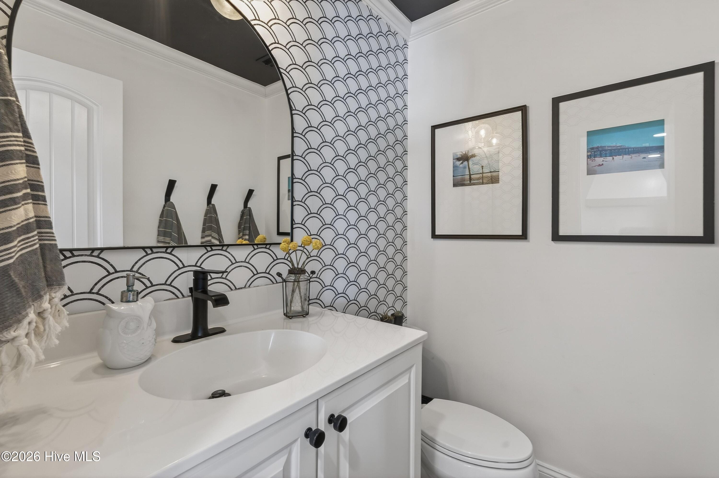 30 W Greensboro Street
