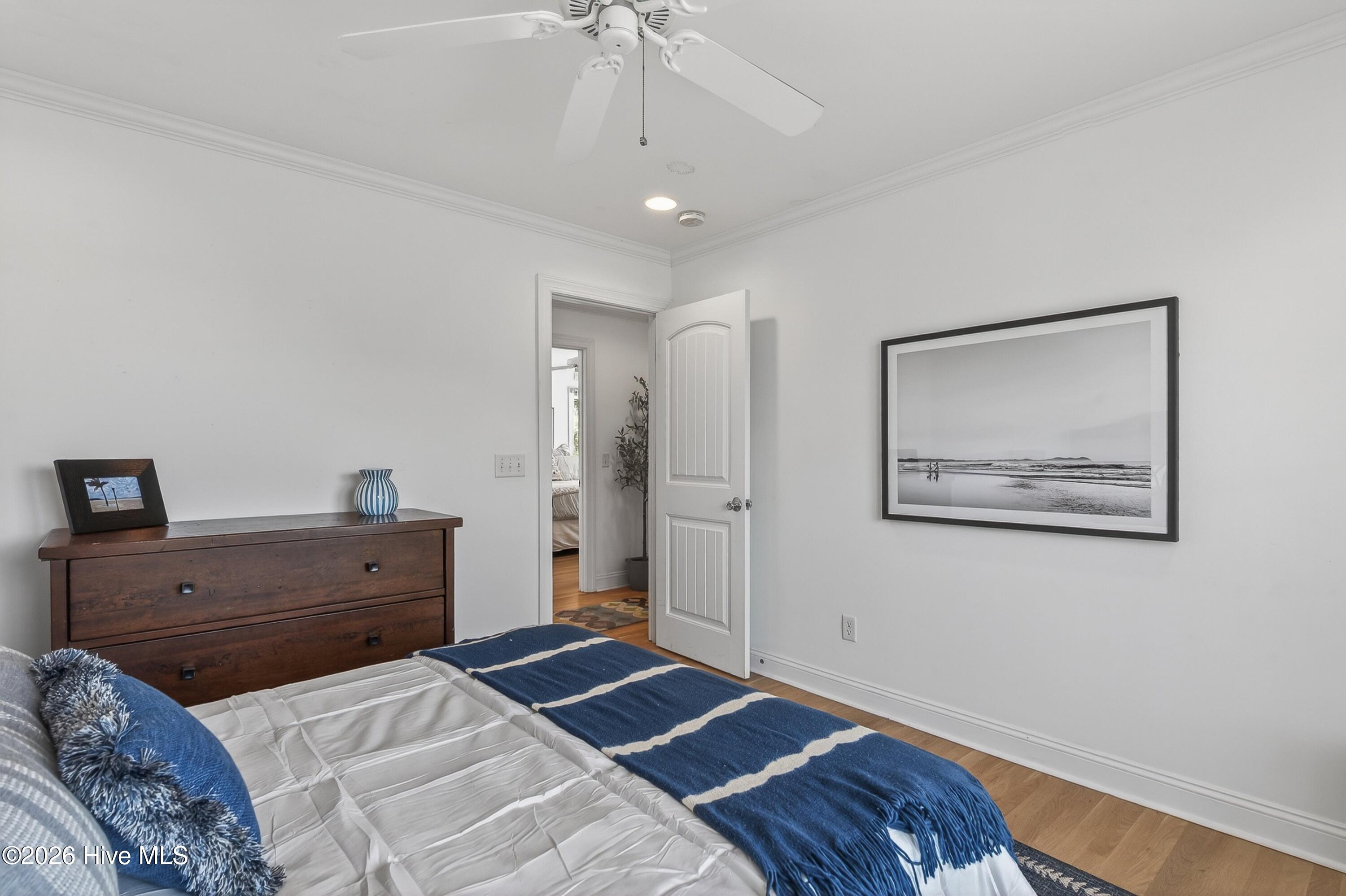 30 W Greensboro Street