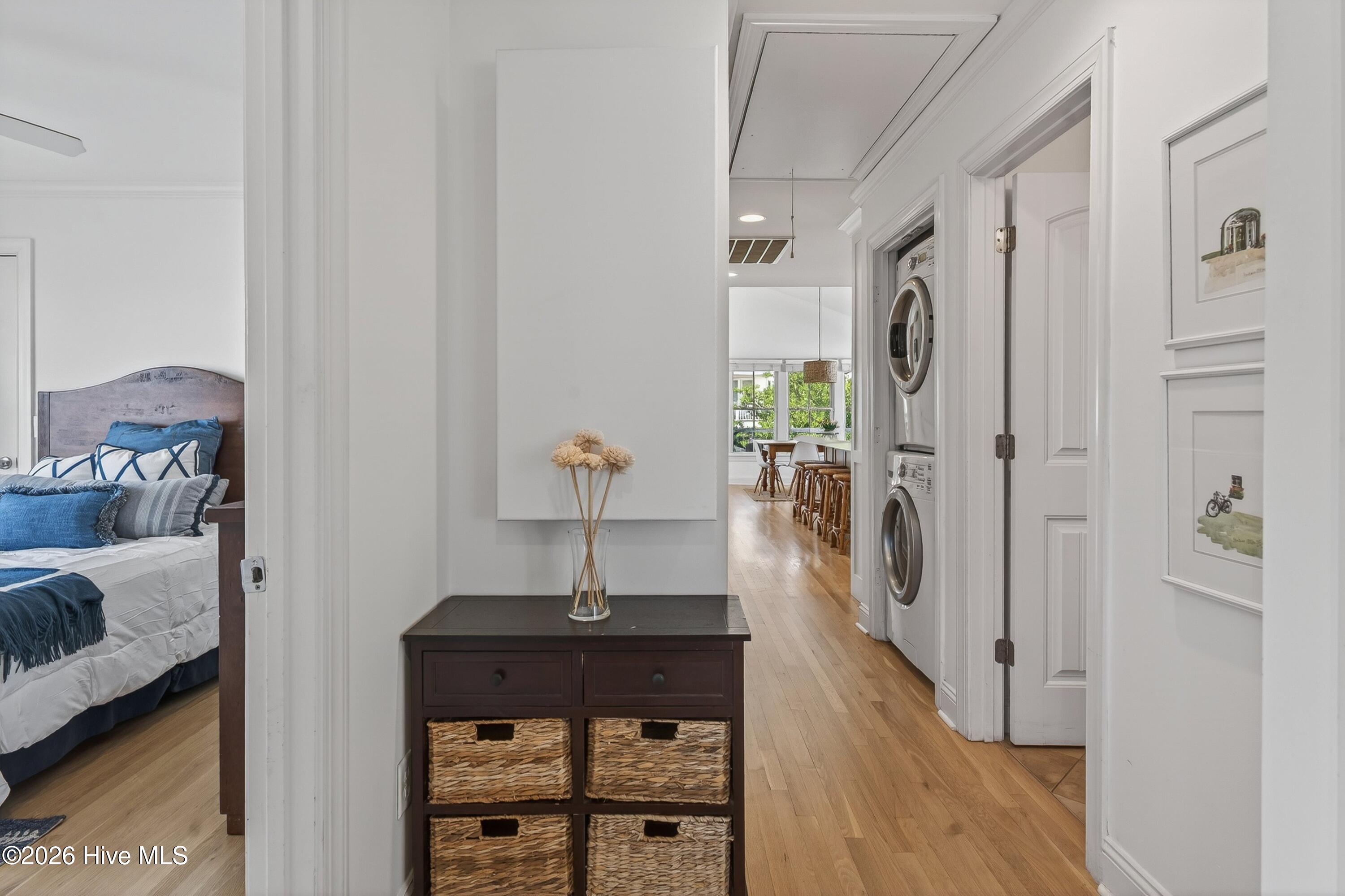 30 W Greensboro Street