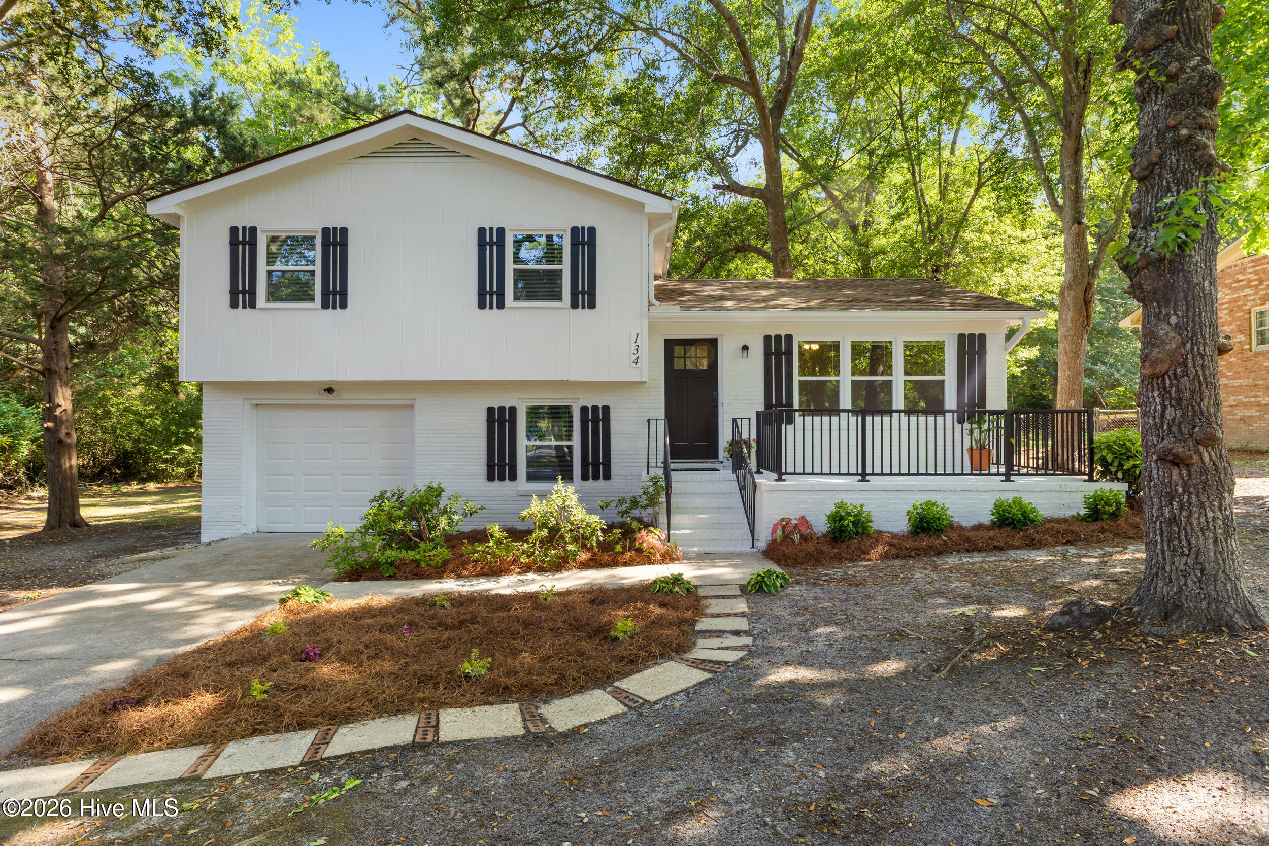 134 Channel Haven Drive S