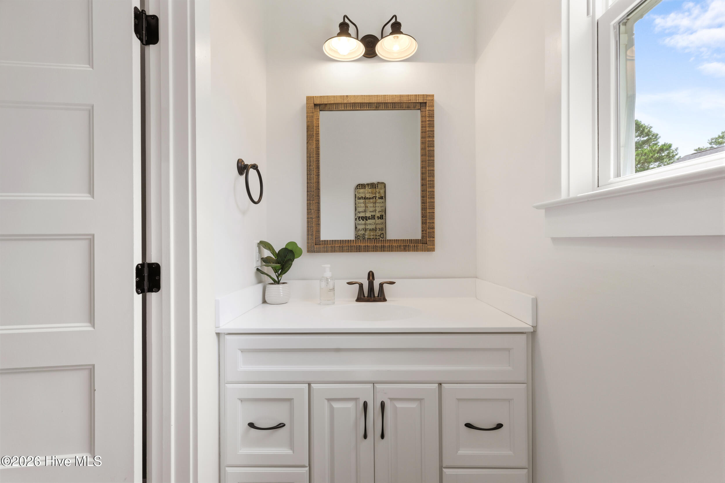 6111 Tidal Reach Court