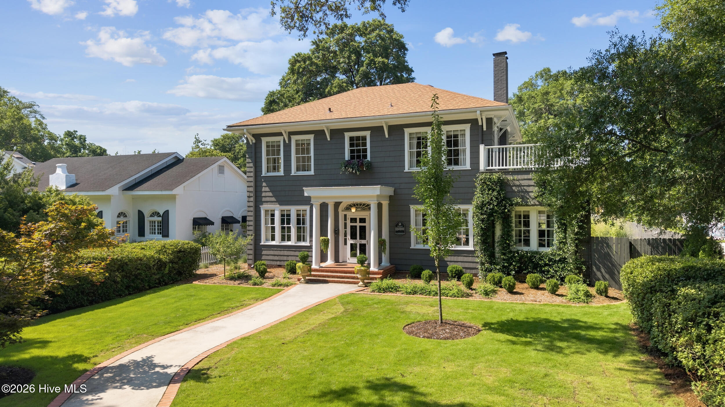 2514 Mimosa Place