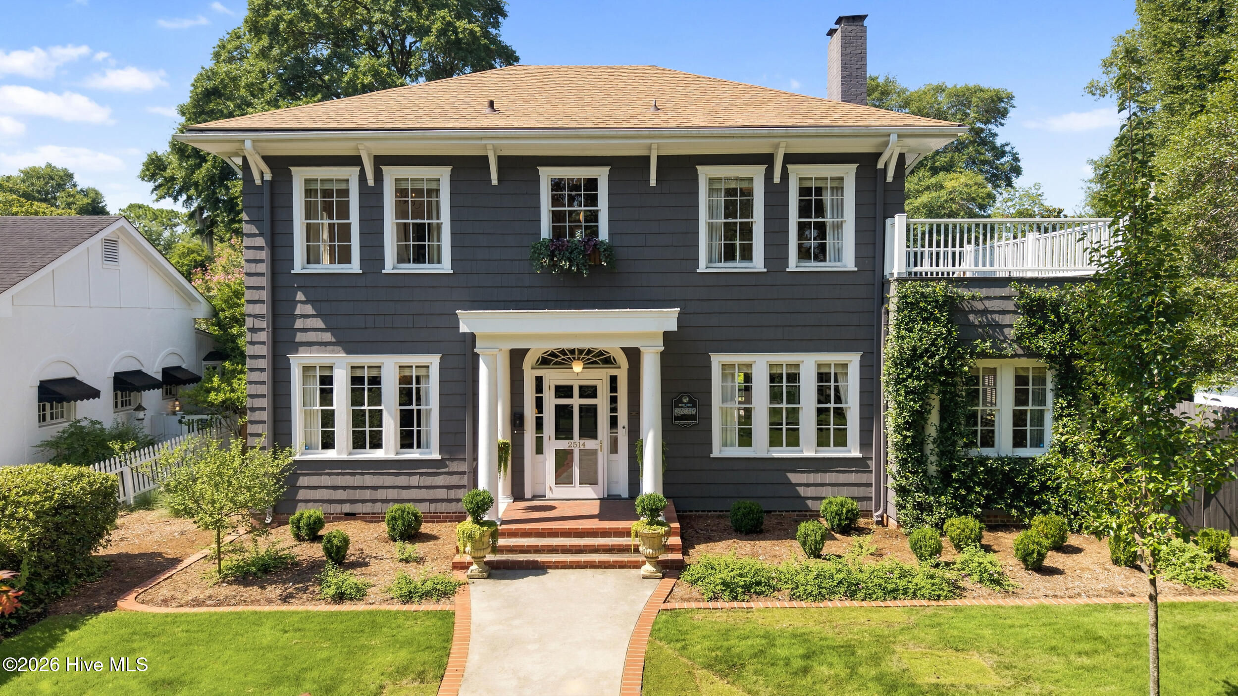 2514 Mimosa Place