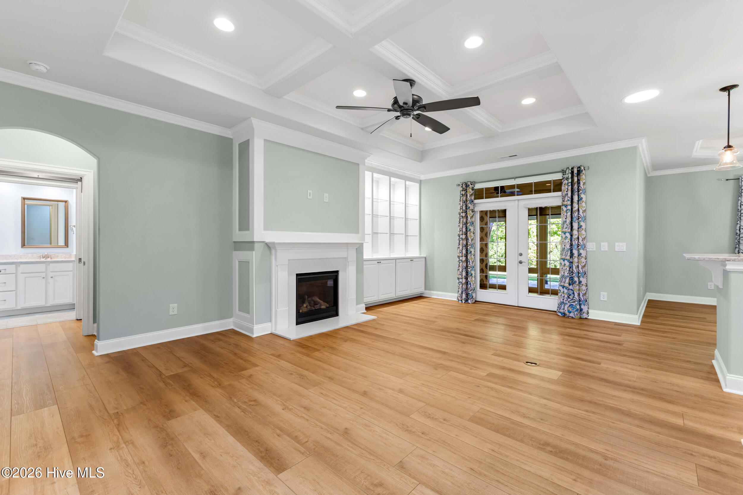 615 Jenoa Drive