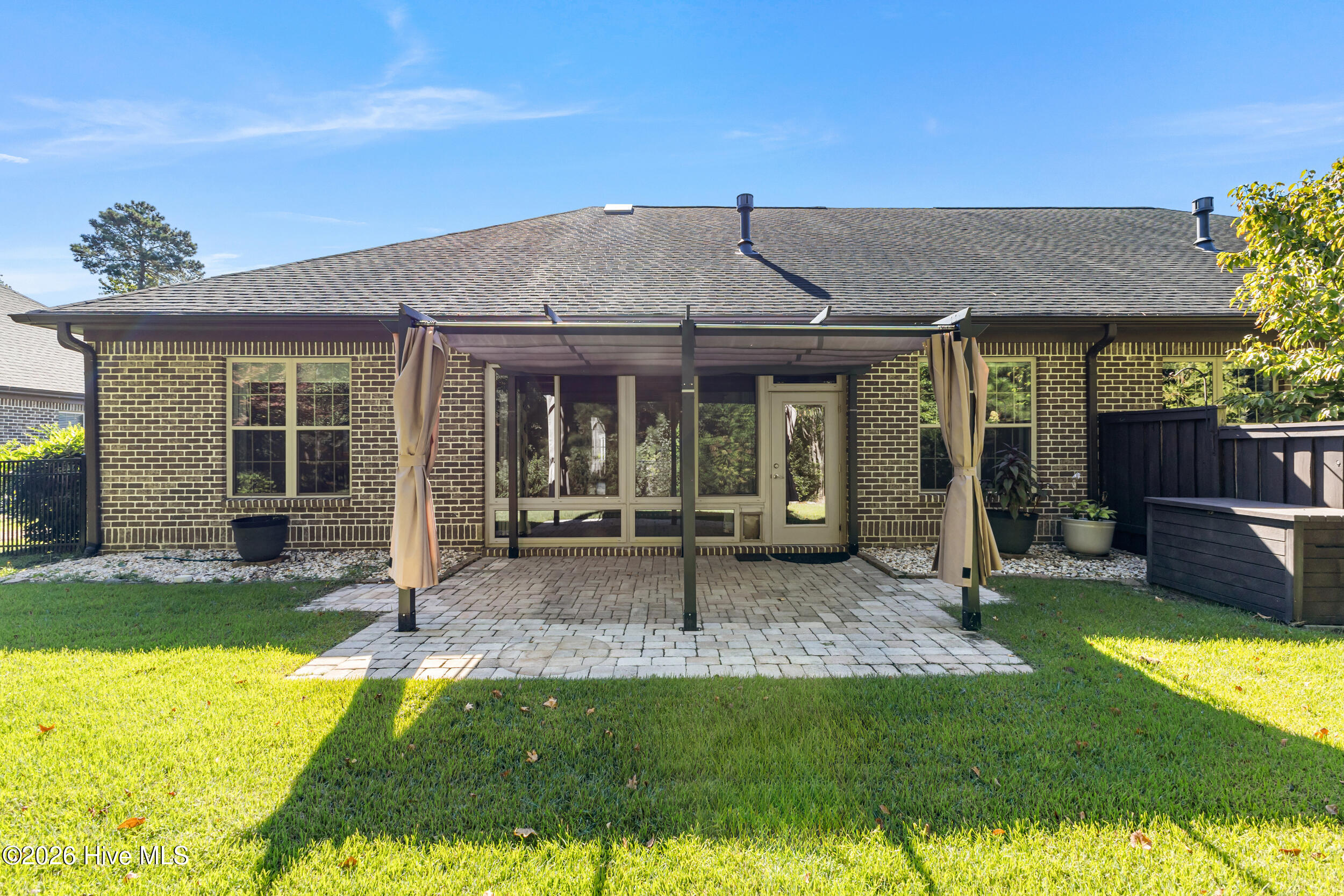 615 Jenoa Drive