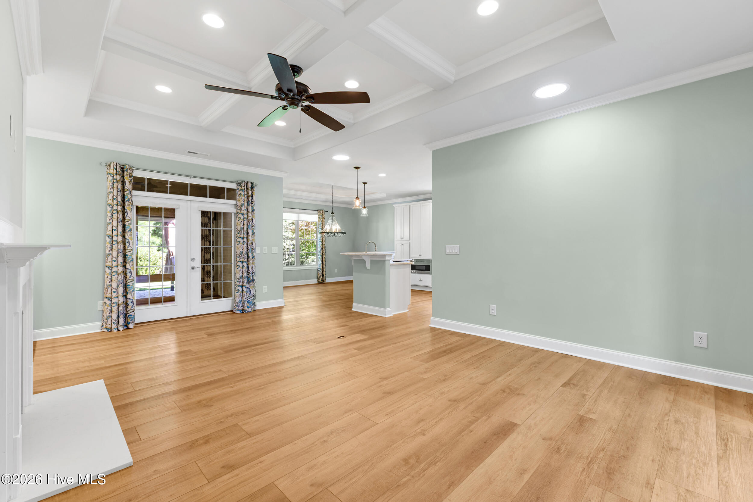 615 Jenoa Drive