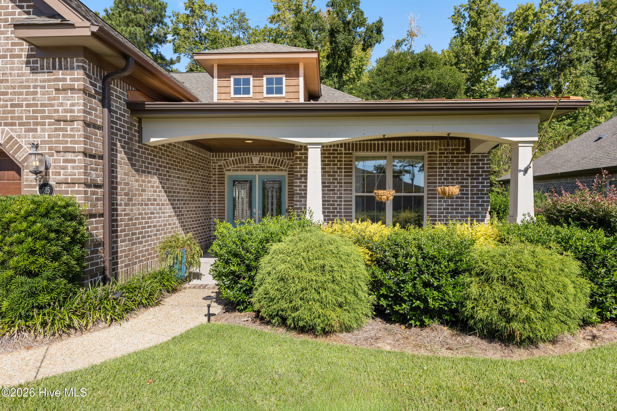 615 Jenoa Drive