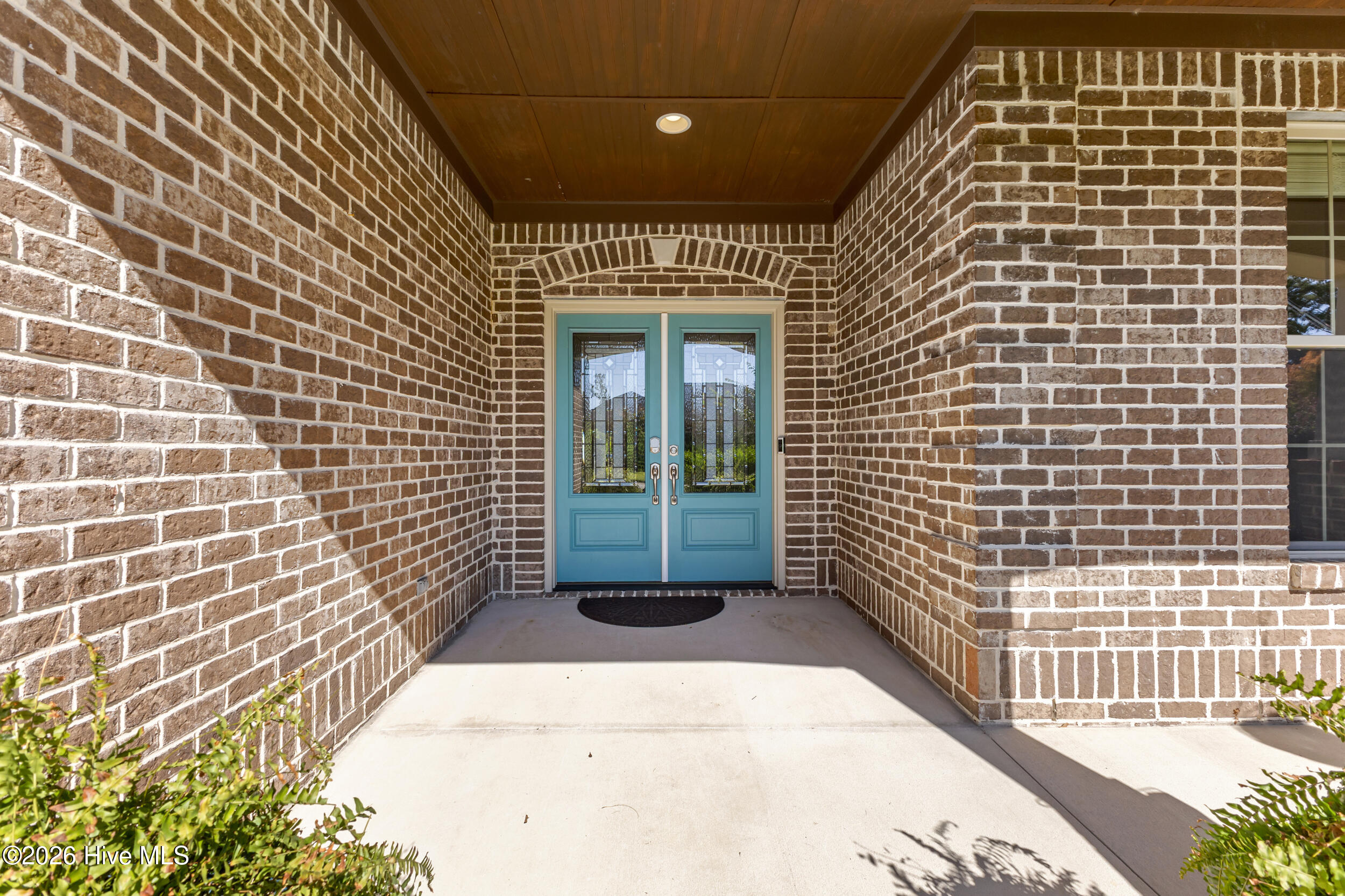 615 Jenoa Drive
