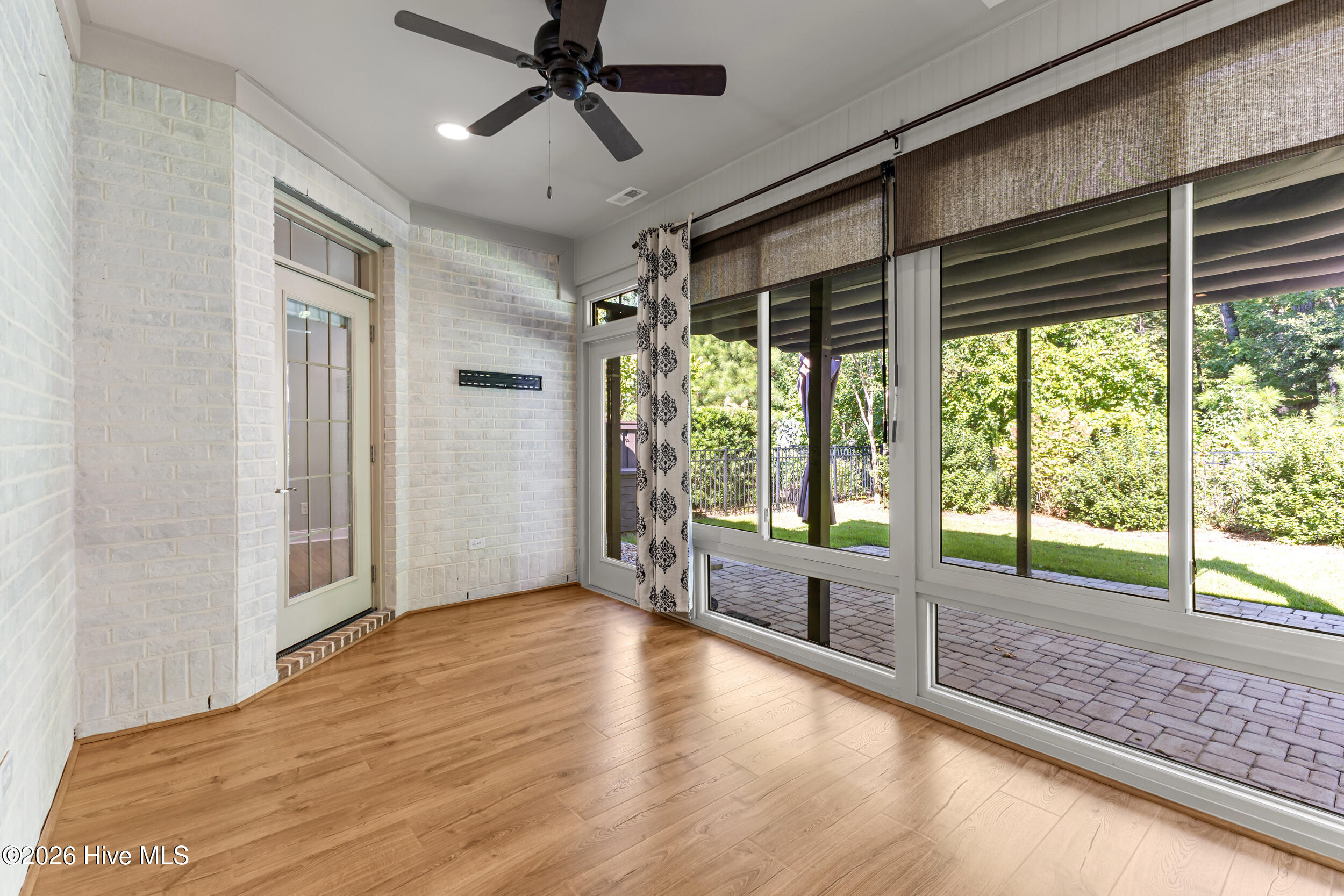 615 Jenoa Drive