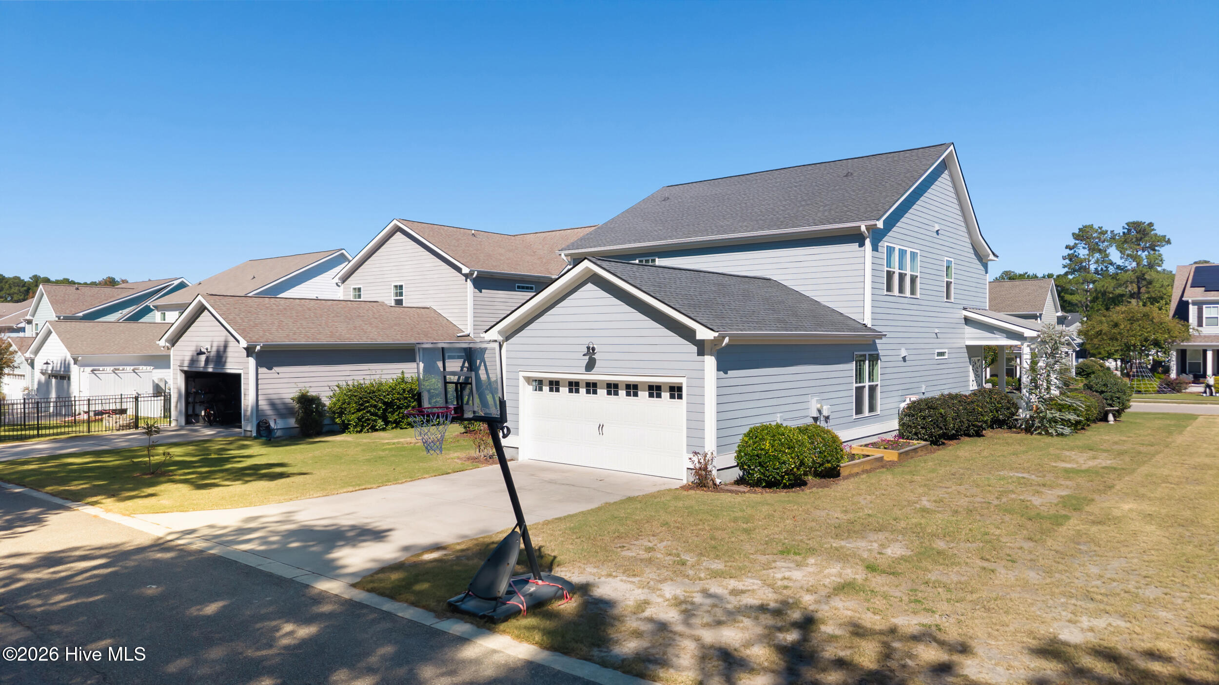 932 Anchors Bend Way