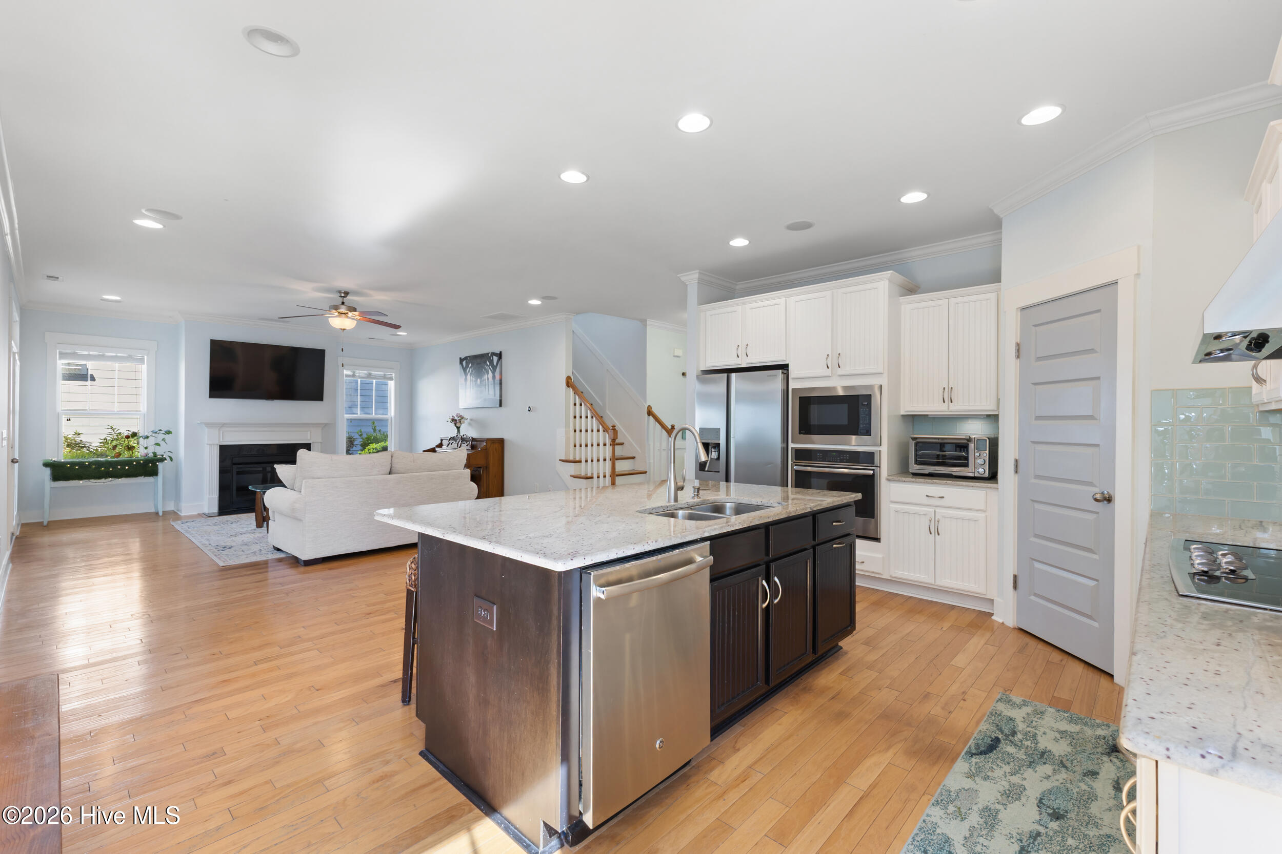 932 Anchors Bend Way