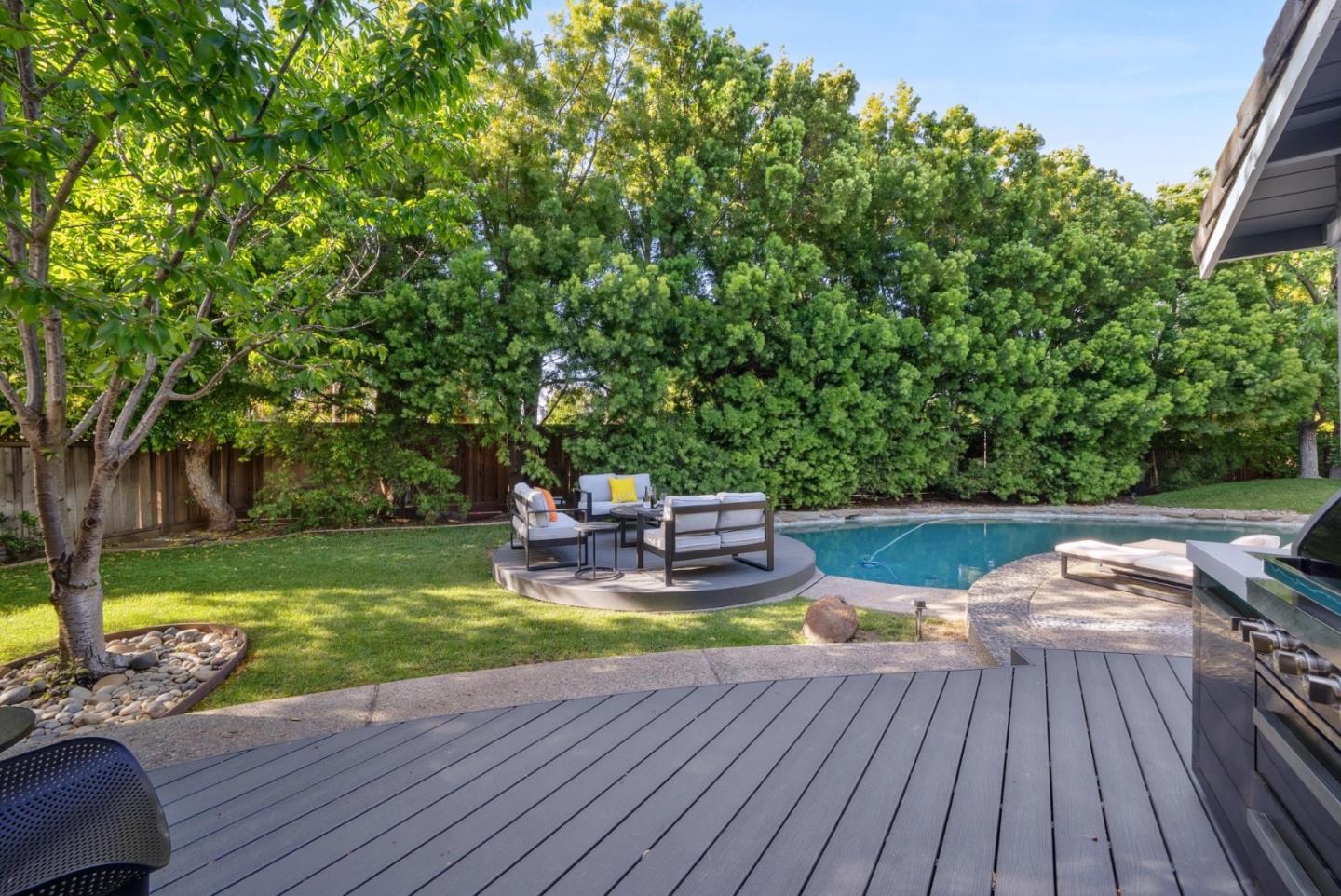 116 Loma Vista Court