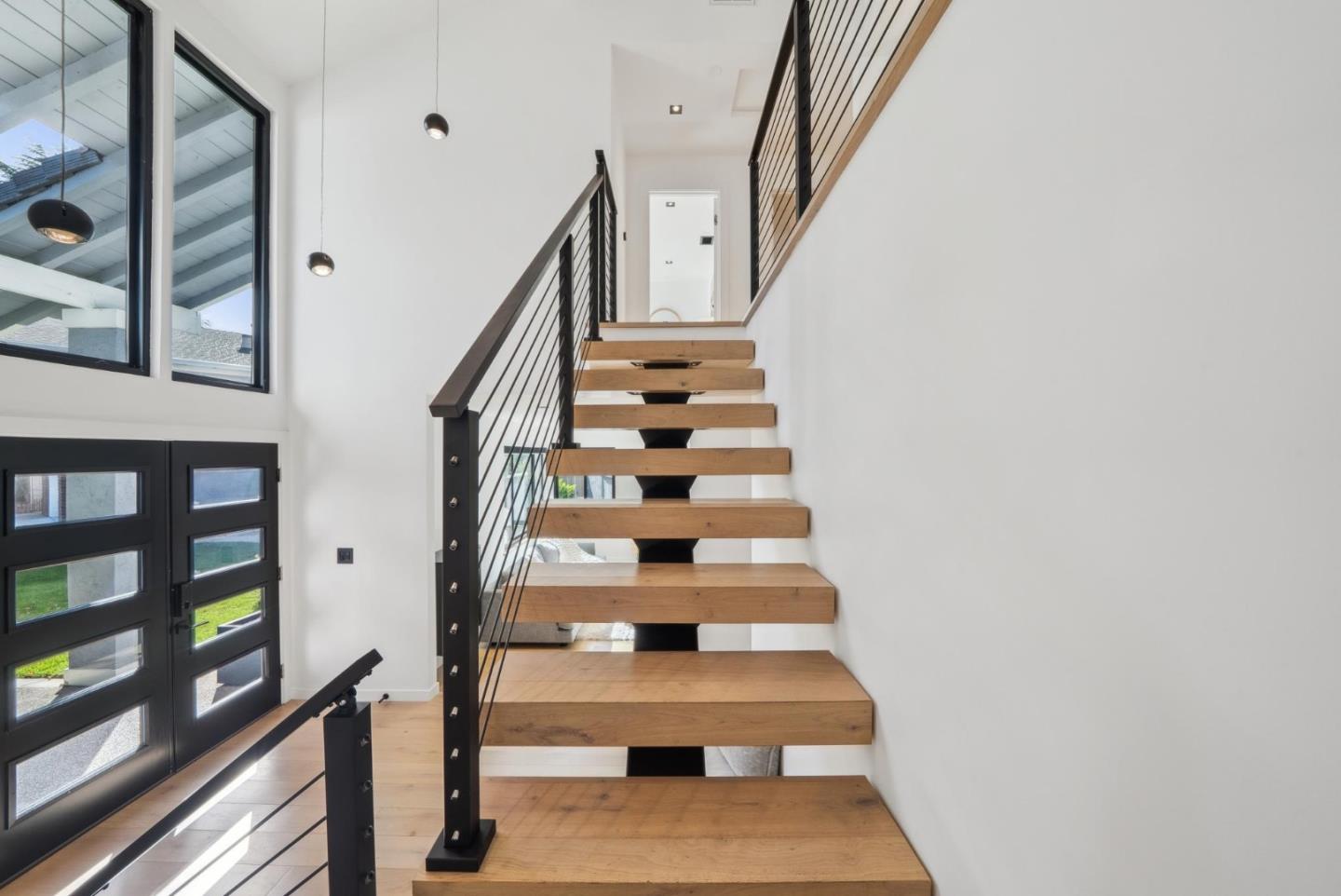 116 Loma Vista Court