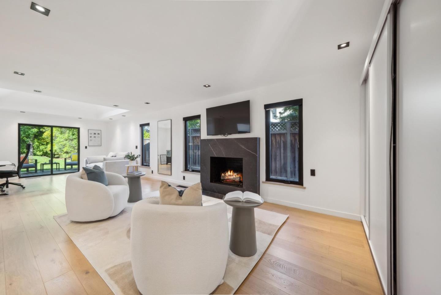 116 Loma Vista Court