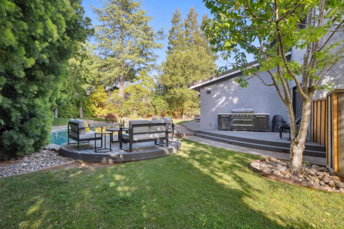 116 Loma Vista Court