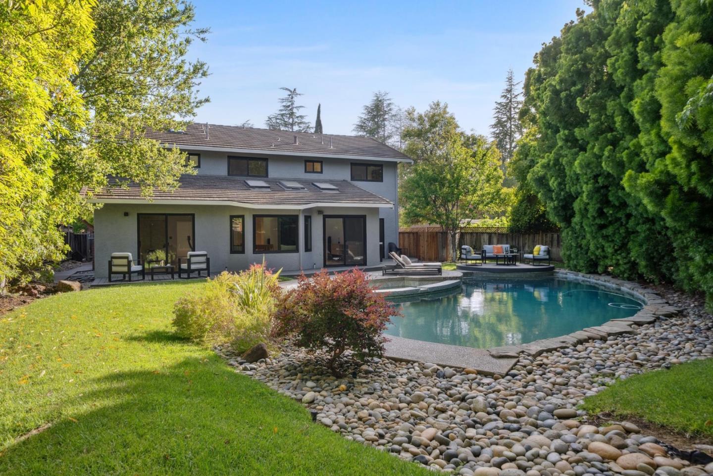 116 Loma Vista Court