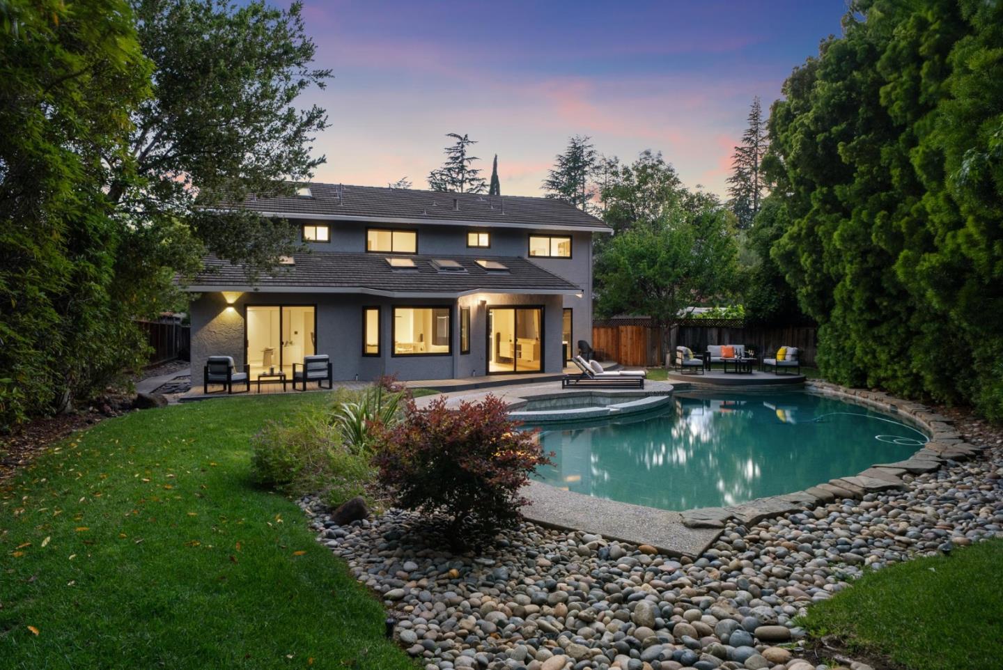 116 Loma Vista Court