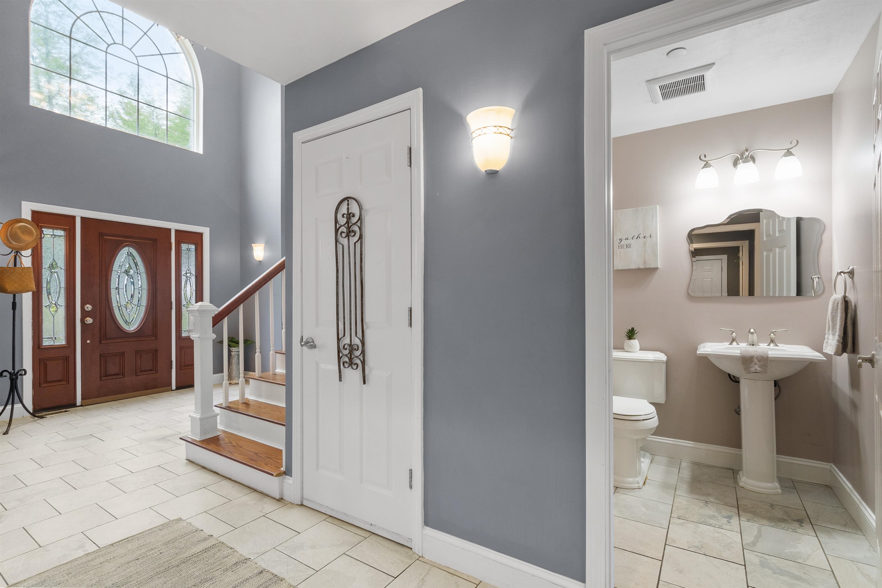 15 Stone Fence Drive