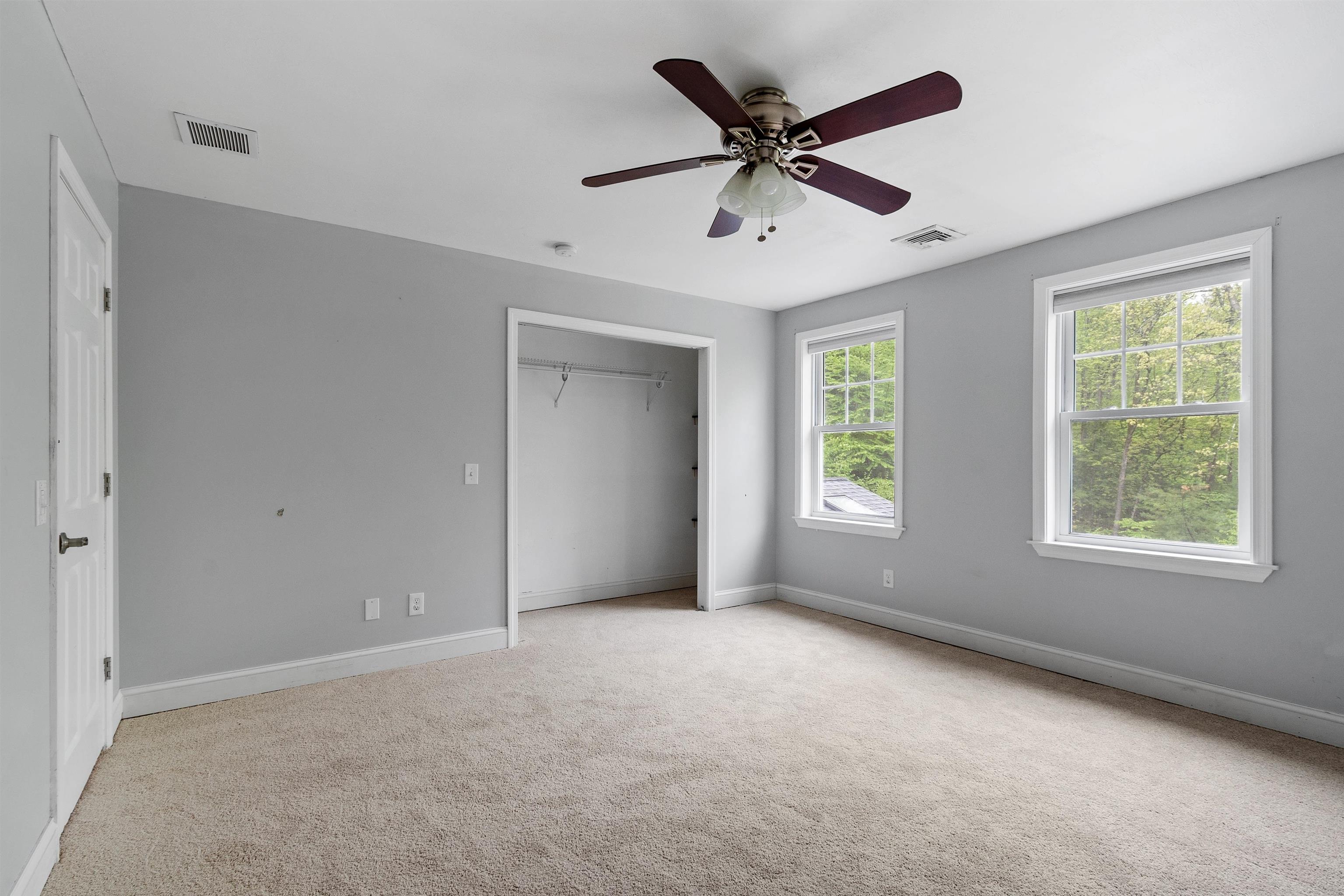 15 Stone Fence Drive