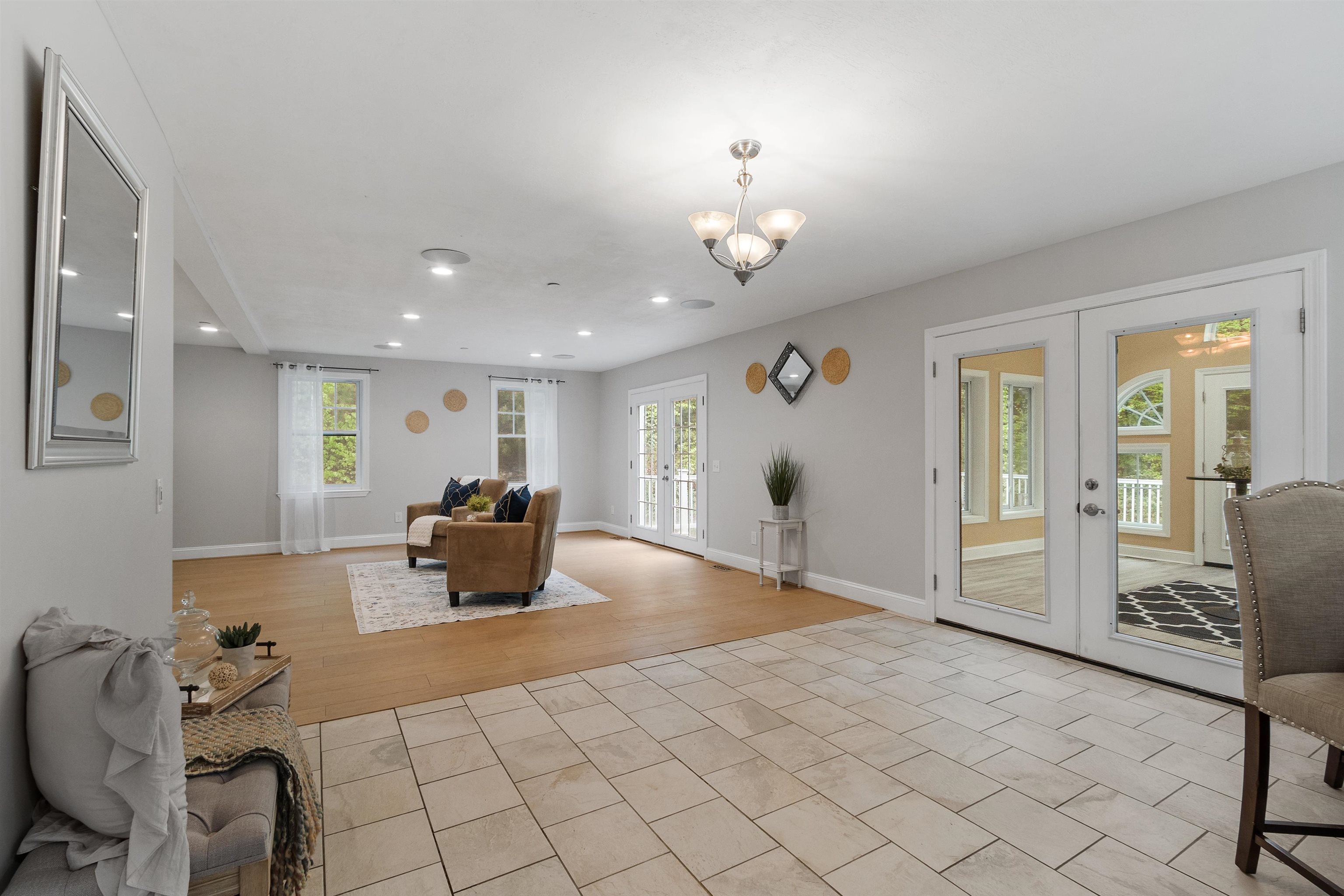 15 Stone Fence Drive