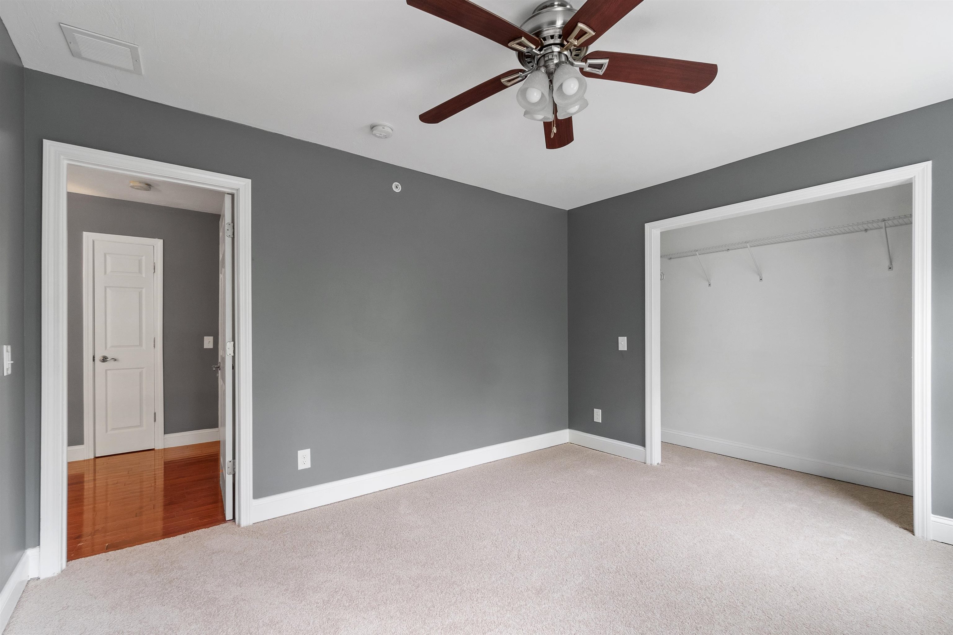 15 Stone Fence Drive