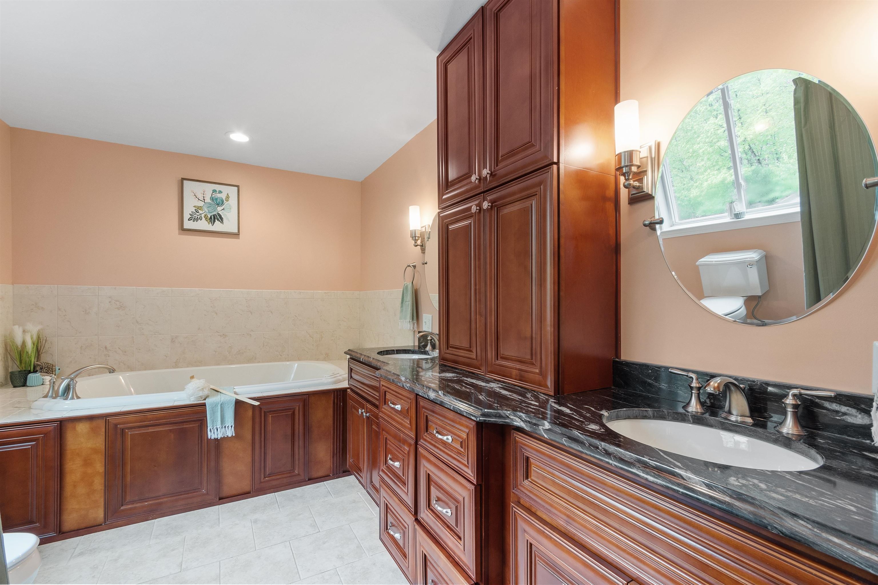 15 Stone Fence Drive